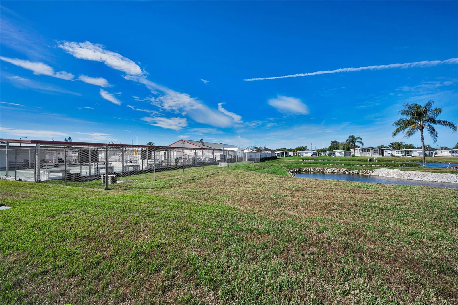 3207 BREWSTER DR — photo 63