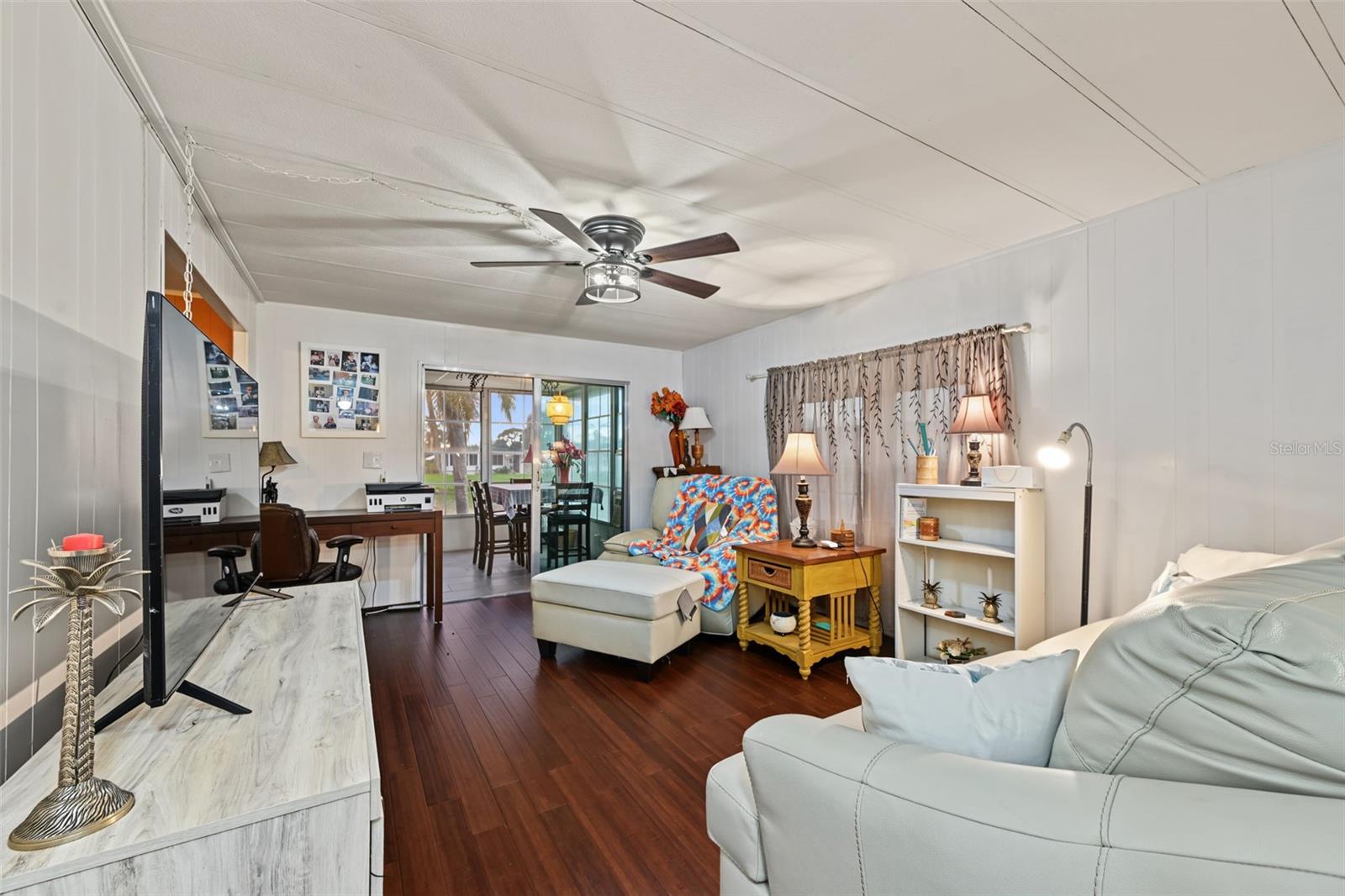3207 BREWSTER DR — photo 7