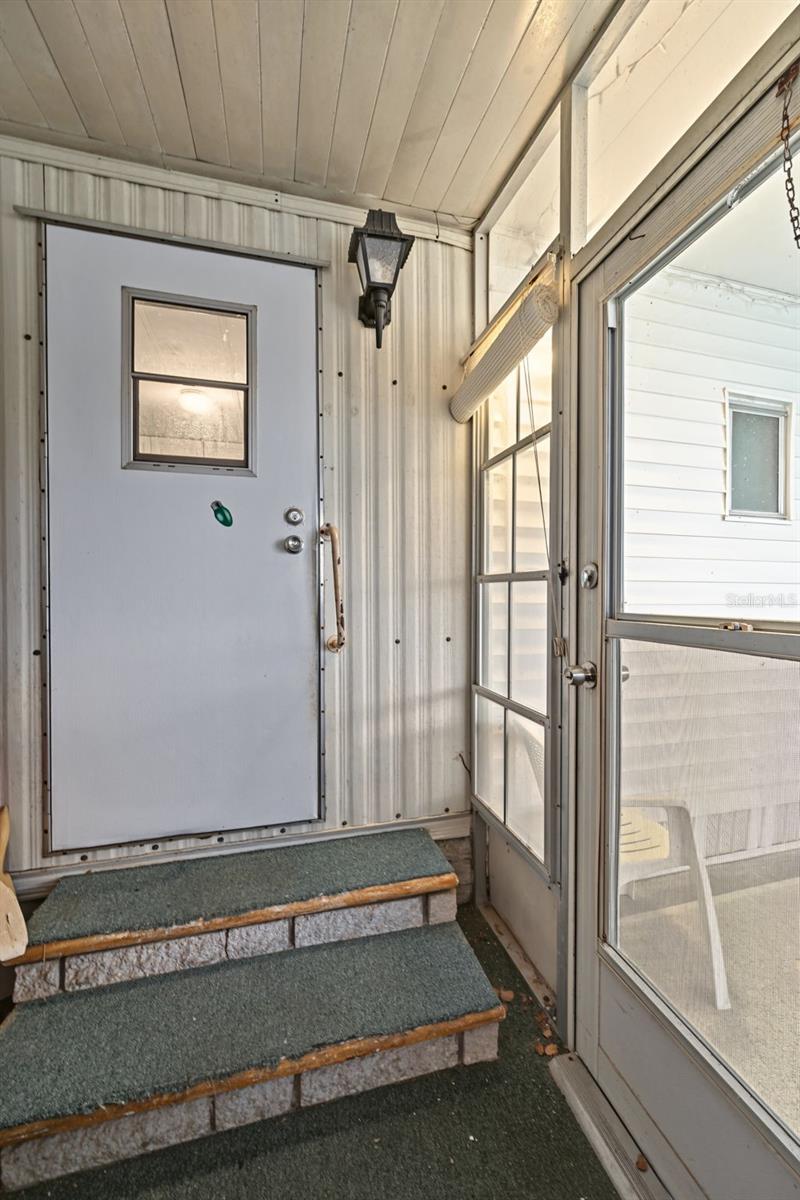 3207 BREWSTER DR — photo 6