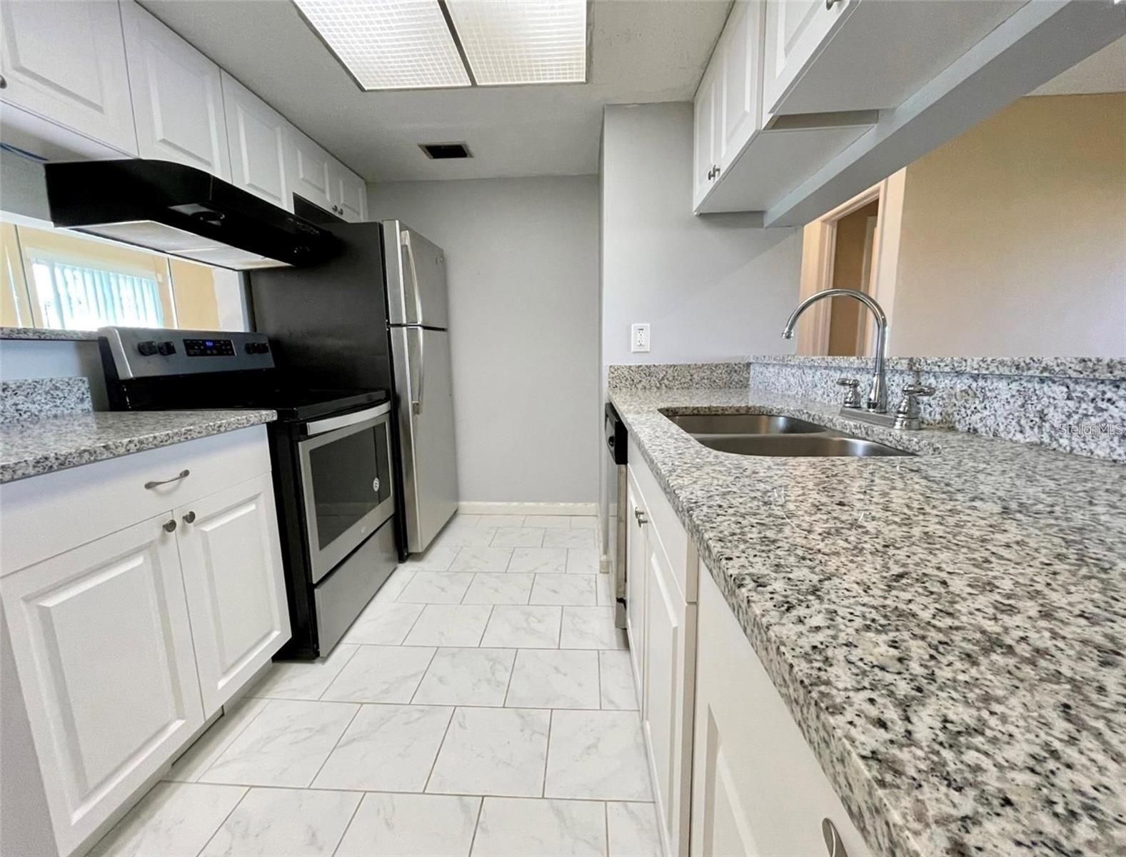 9960 5TH ST N #301 — photo 3