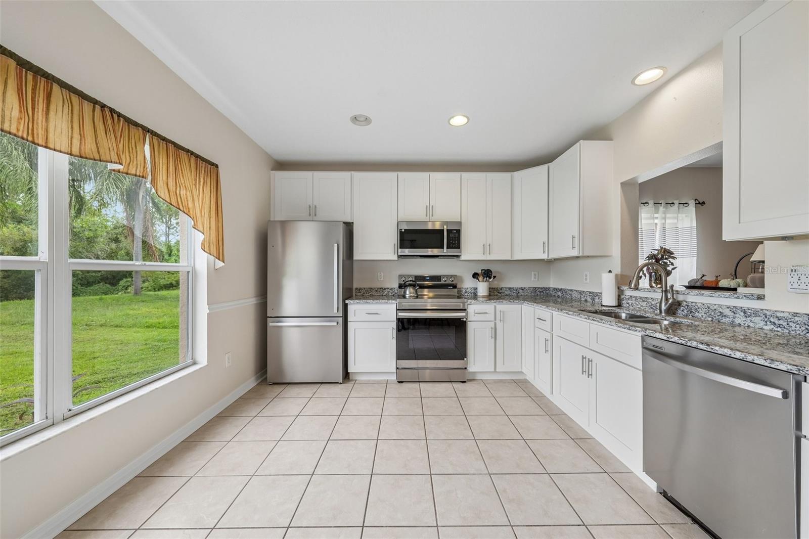 6527 BRIDGECREST DR — photo 11
