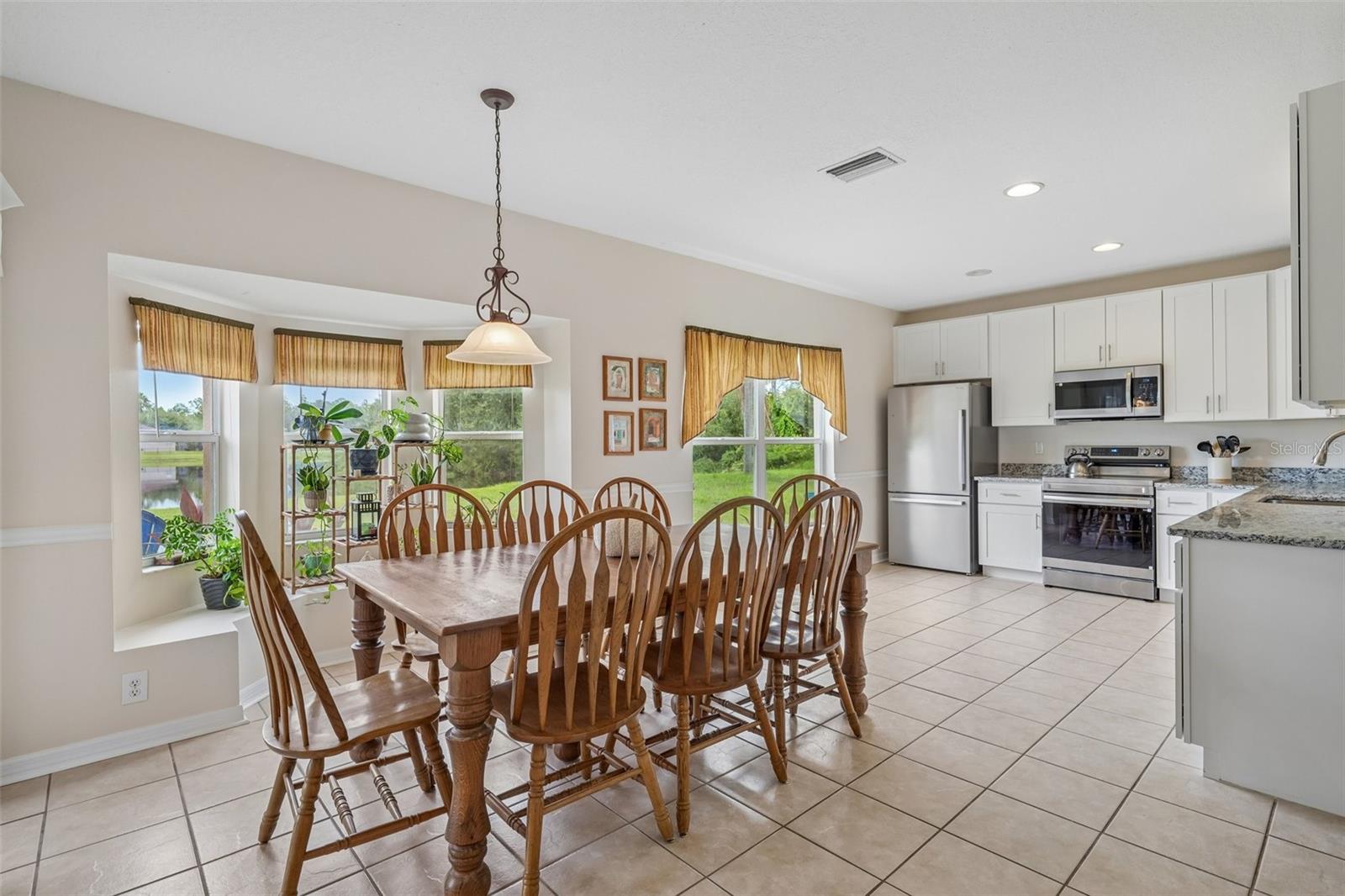 6527 BRIDGECREST DR — photo 8