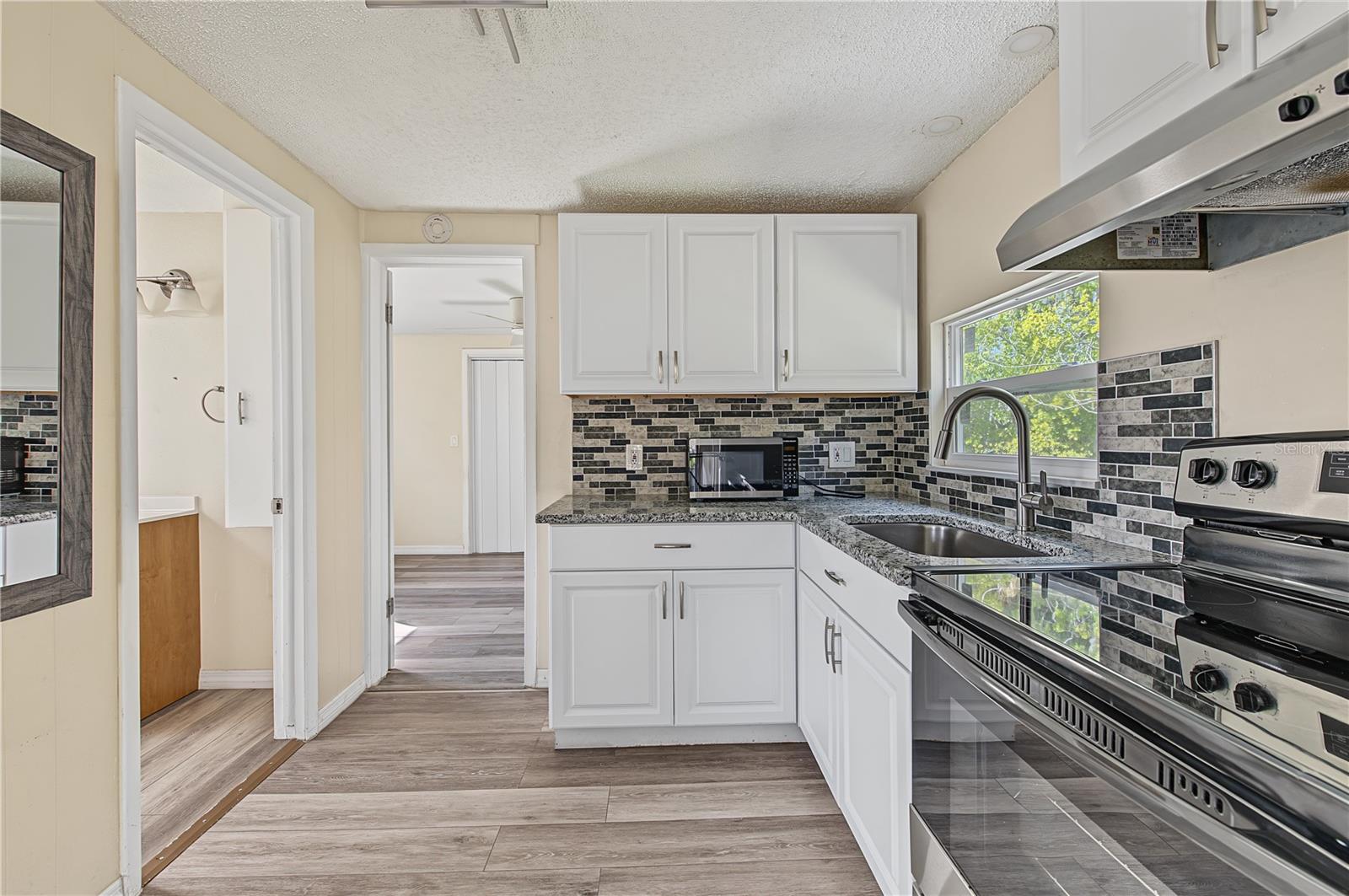 5117 MALLETT DR — photo 44