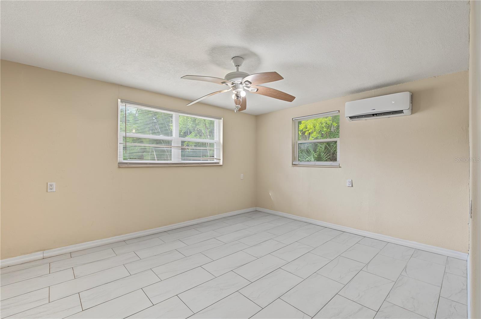5117 MALLETT DR — photo 17