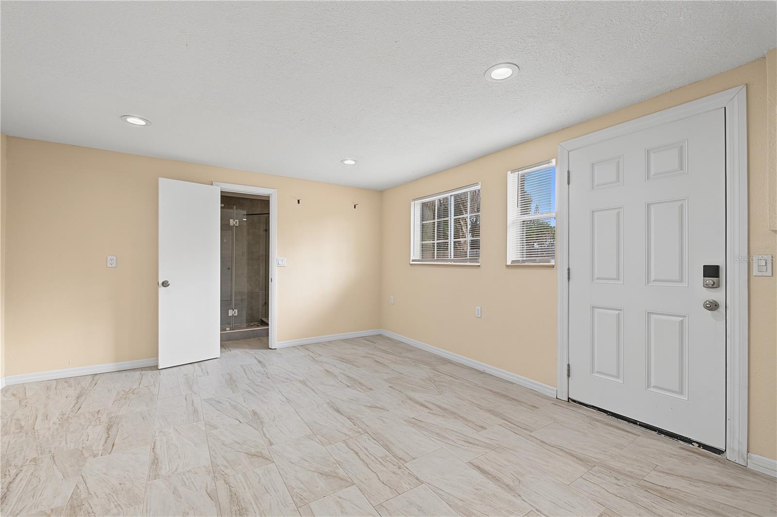 5117 MALLETT DR — photo 15
