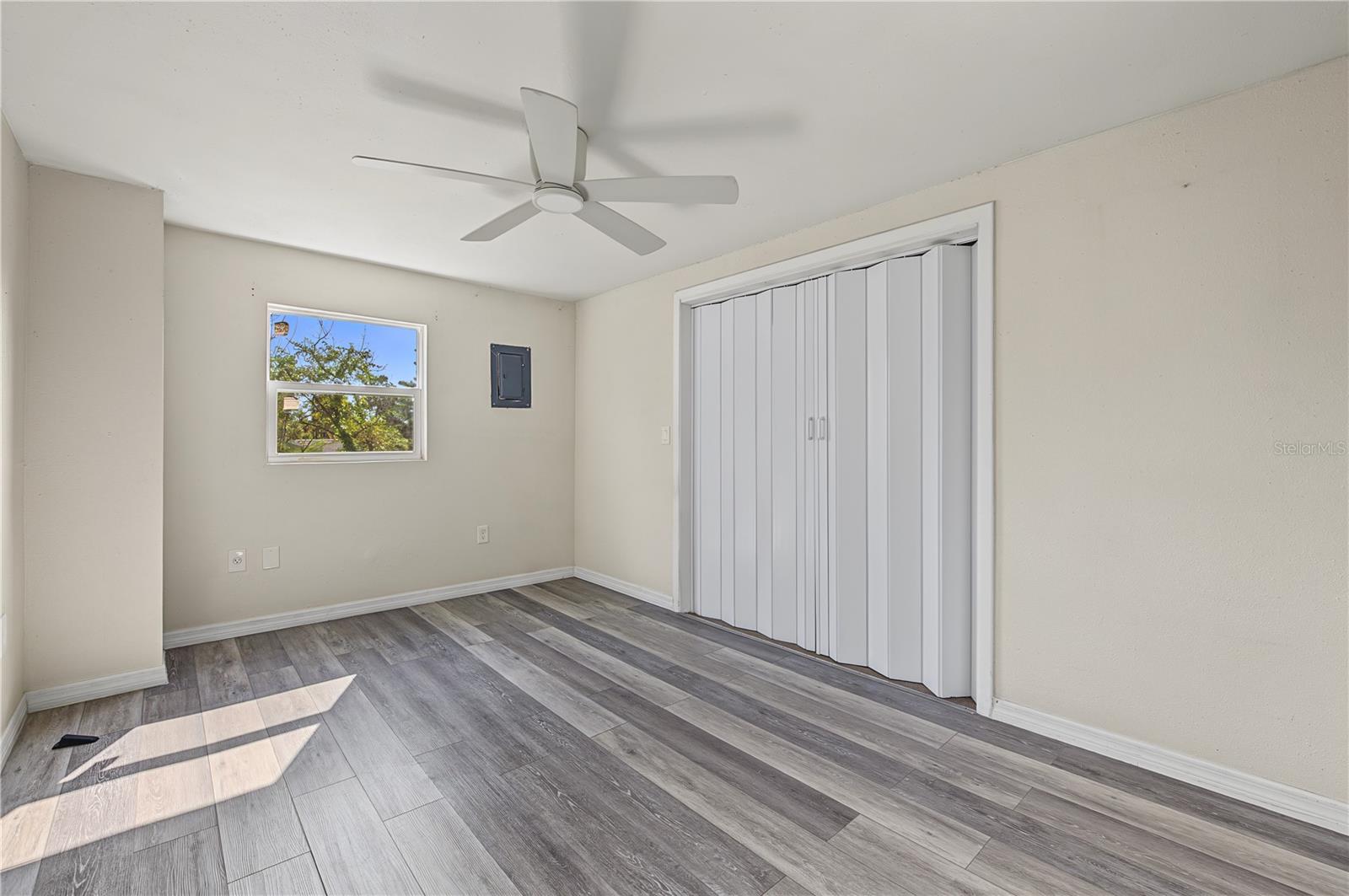 5117 MALLETT DR — photo 38