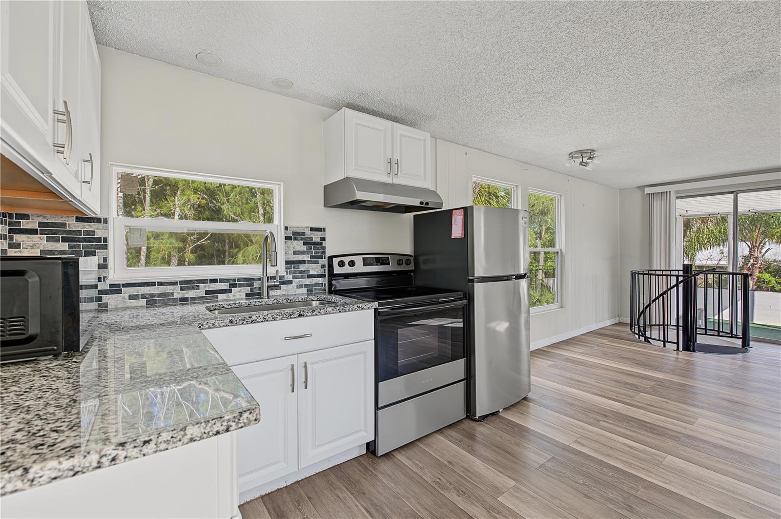 5117 MALLETT DR — photo 43