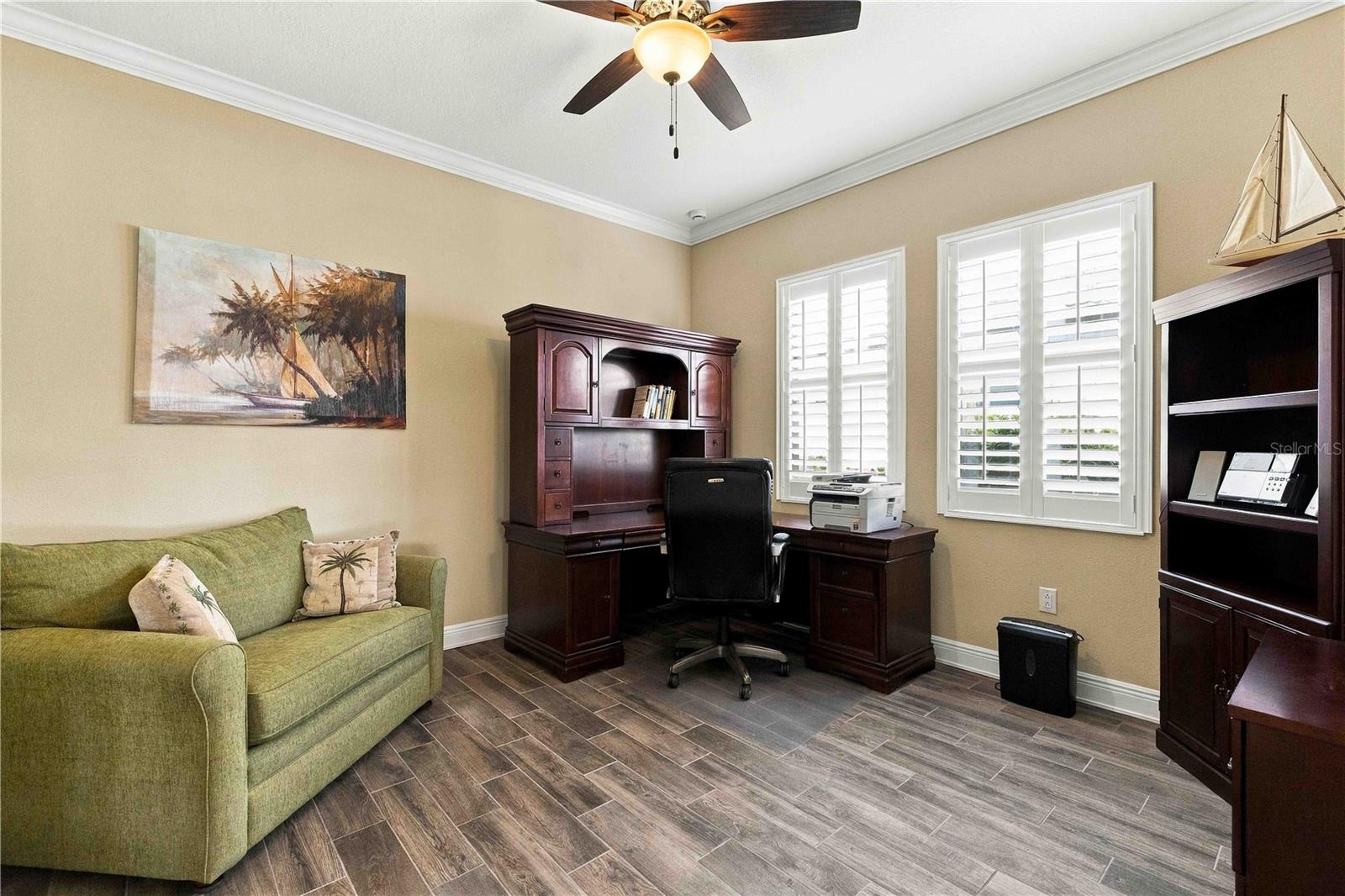 23739 WAVERLY CIR — photo 35