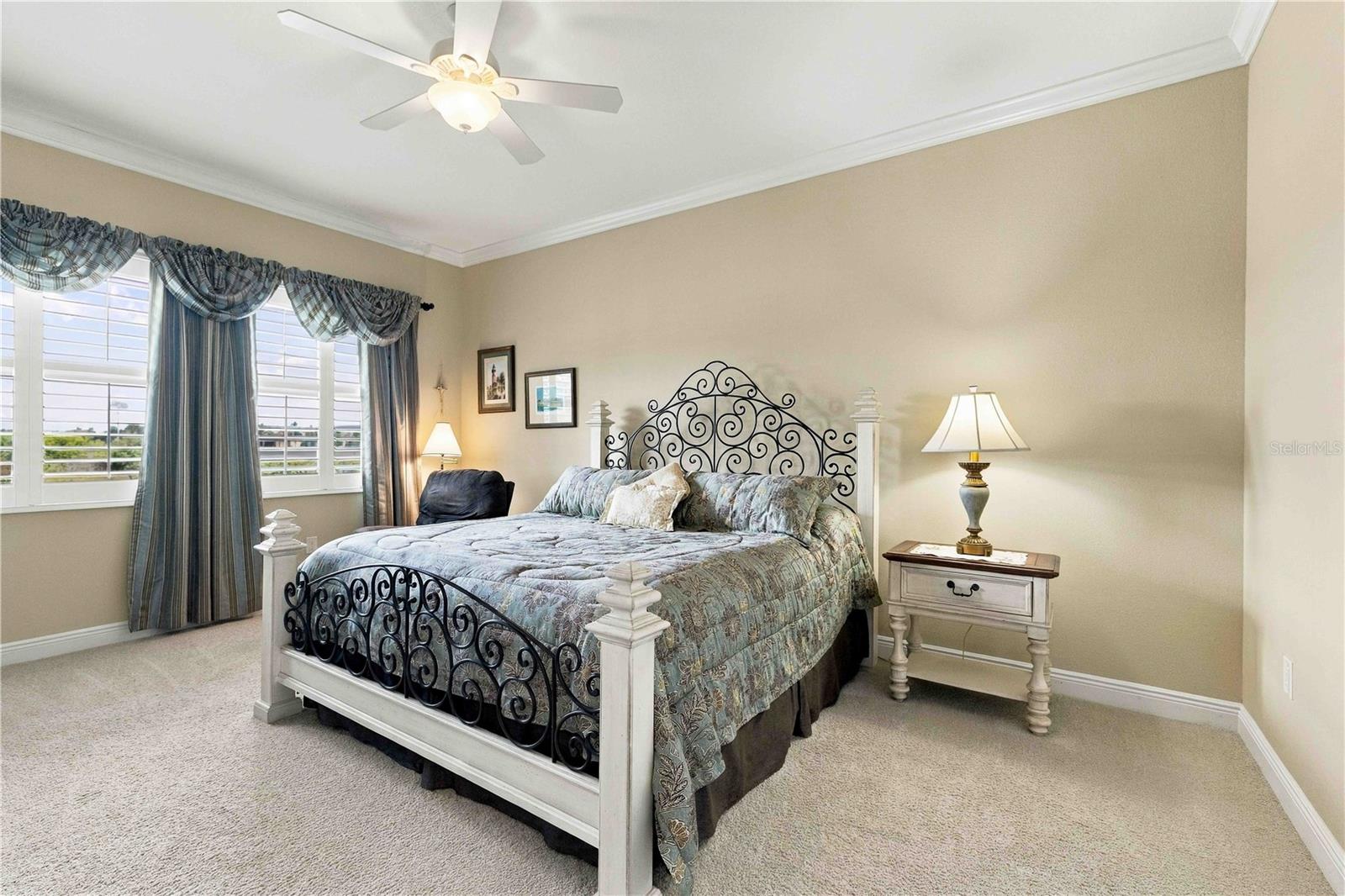 23739 WAVERLY CIR — photo 17