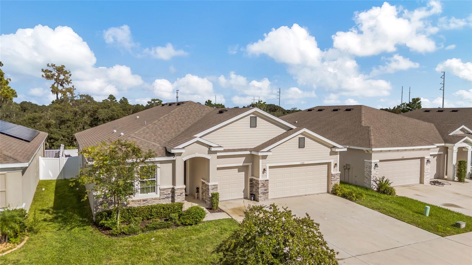 11939 BRIGHTON KNOLL LOOP — photo 2