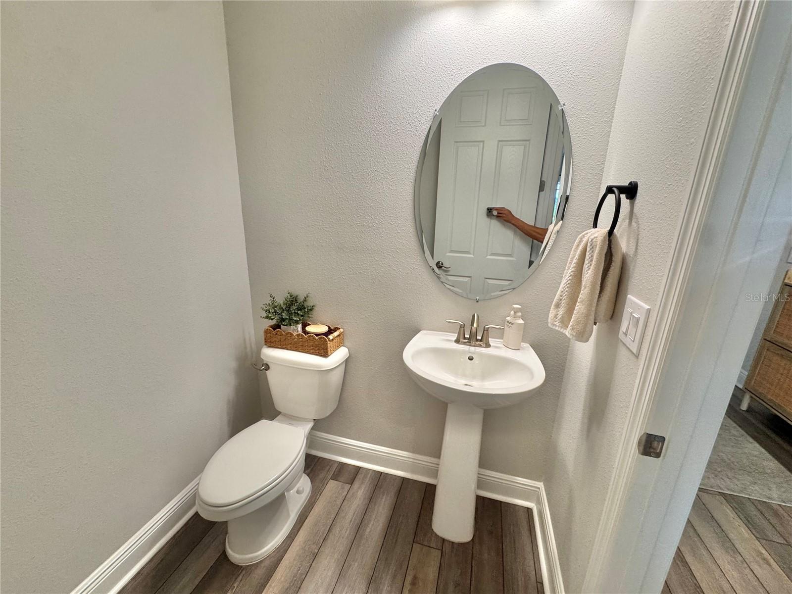 7424 RHUBARB DR — photo 17