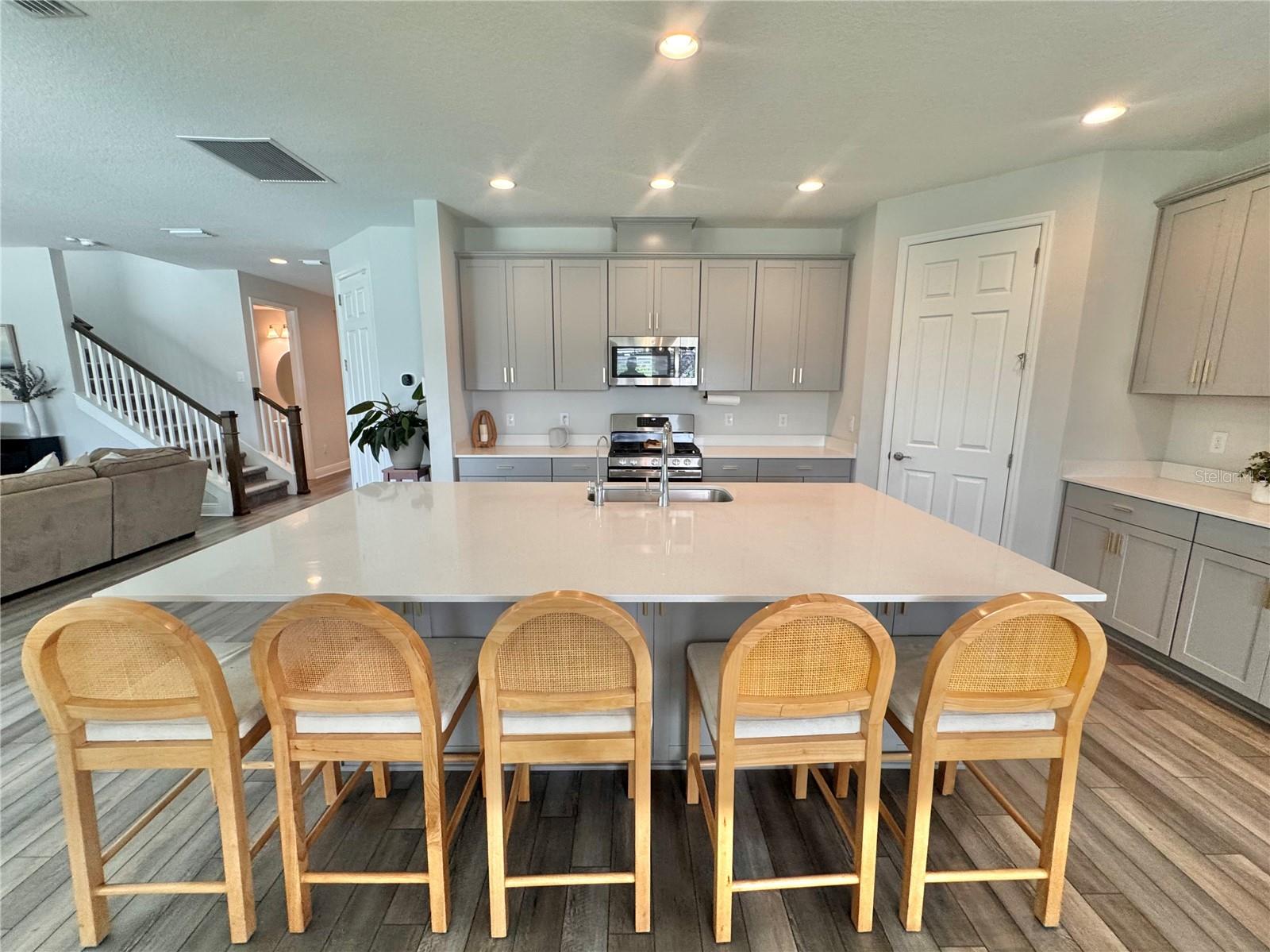 7424 RHUBARB DR — photo 12