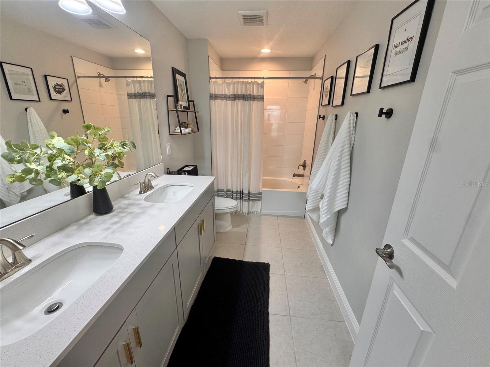 7424 RHUBARB DR — photo 22