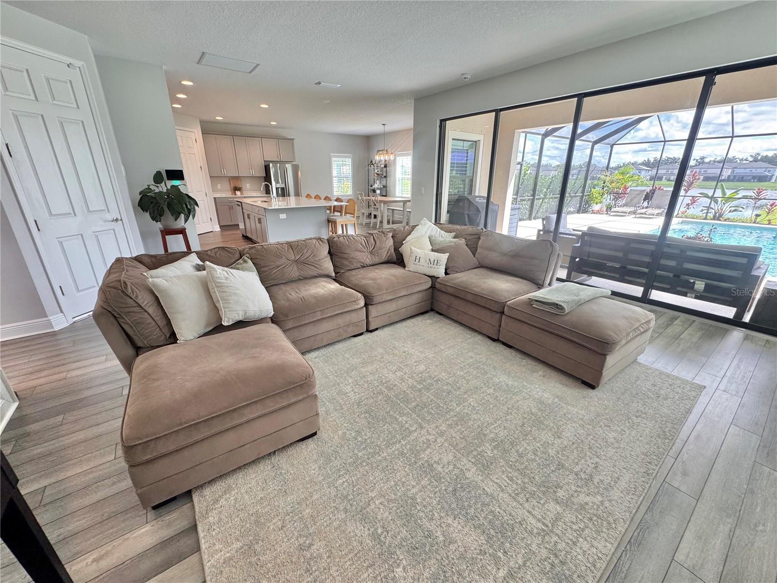 7424 RHUBARB DR — photo 10