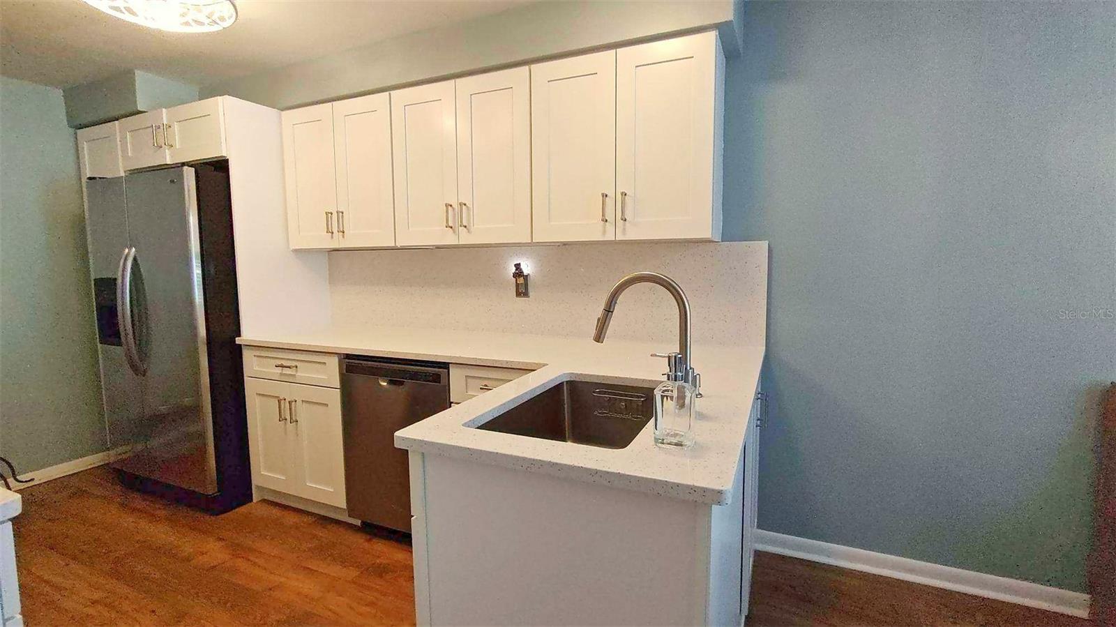 257 5TH ST NW — photo 9