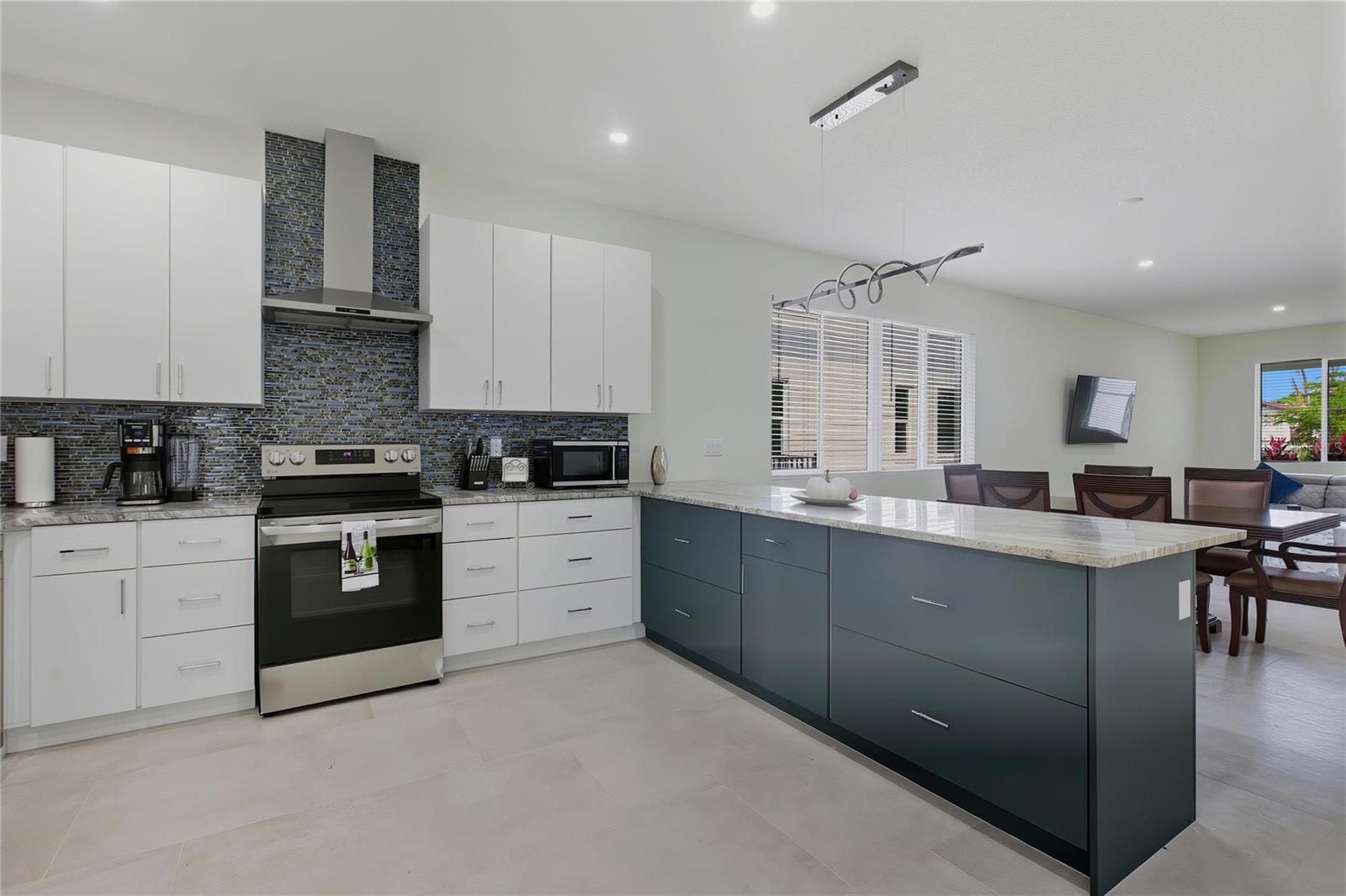 5316 ALTOONA ST — photo 15