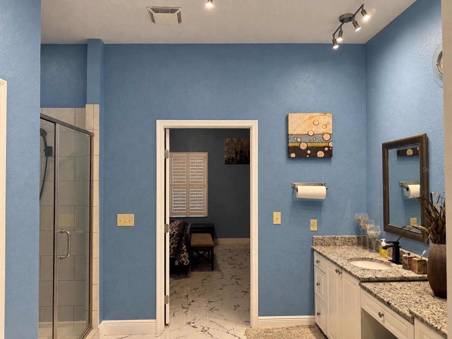 3009 W CLINTON ST — photo 19