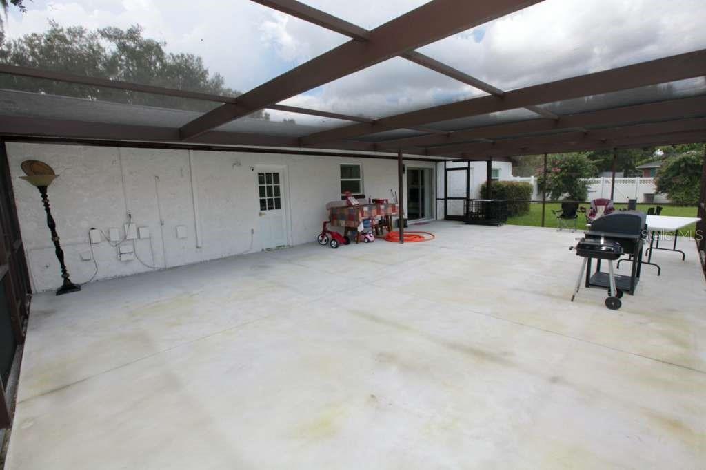 815 BISHOP PL — photo 15