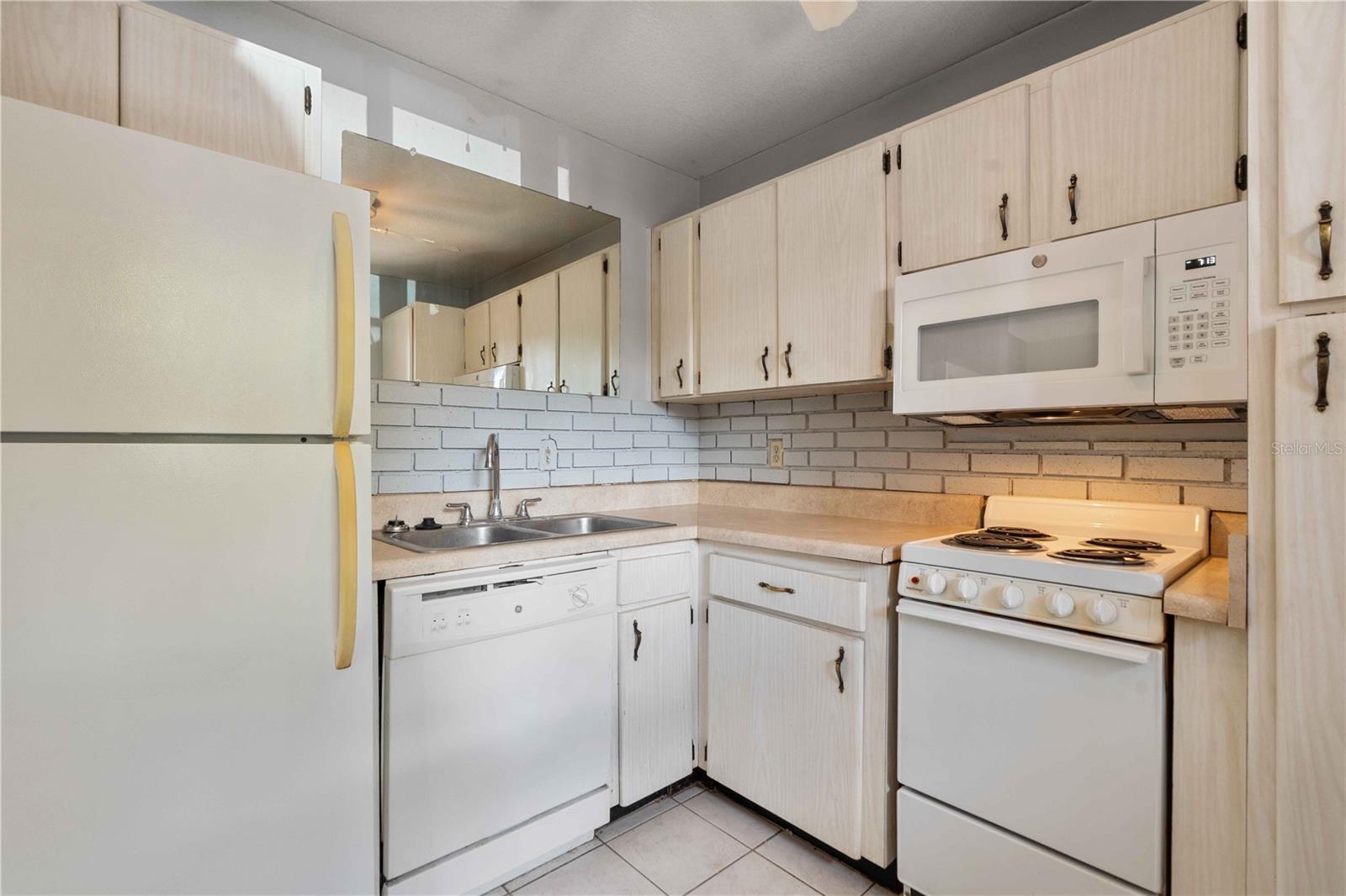 10455 CARROLLBROOK CT #114 — photo 7