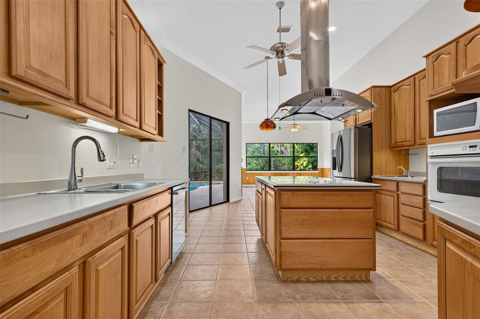 679 SAWGRASS BRIDGE RD — photo 18
