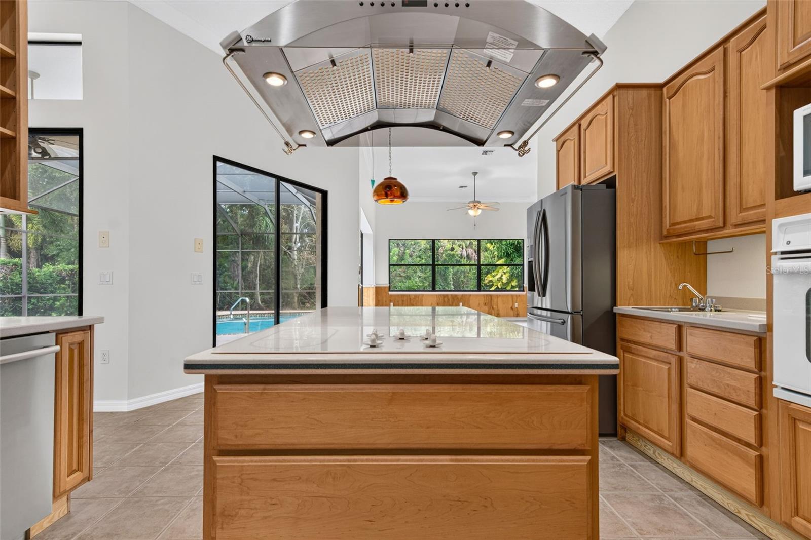 679 SAWGRASS BRIDGE RD — photo 21