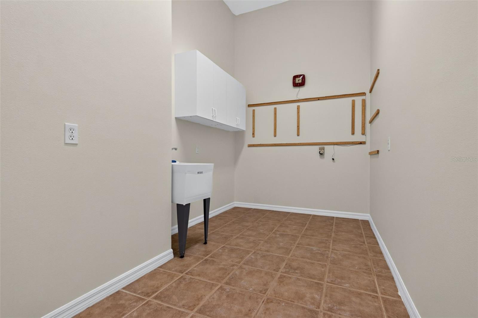 679 SAWGRASS BRIDGE RD — photo 60