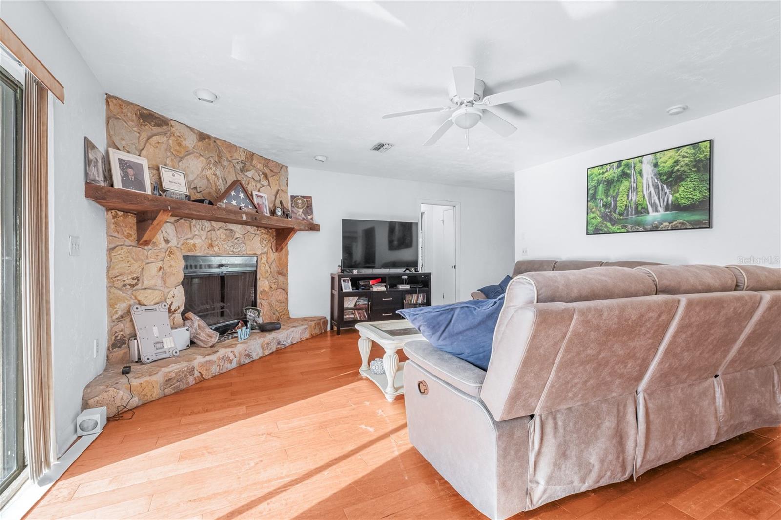23414 CHERBOURG LOOP — photo 7