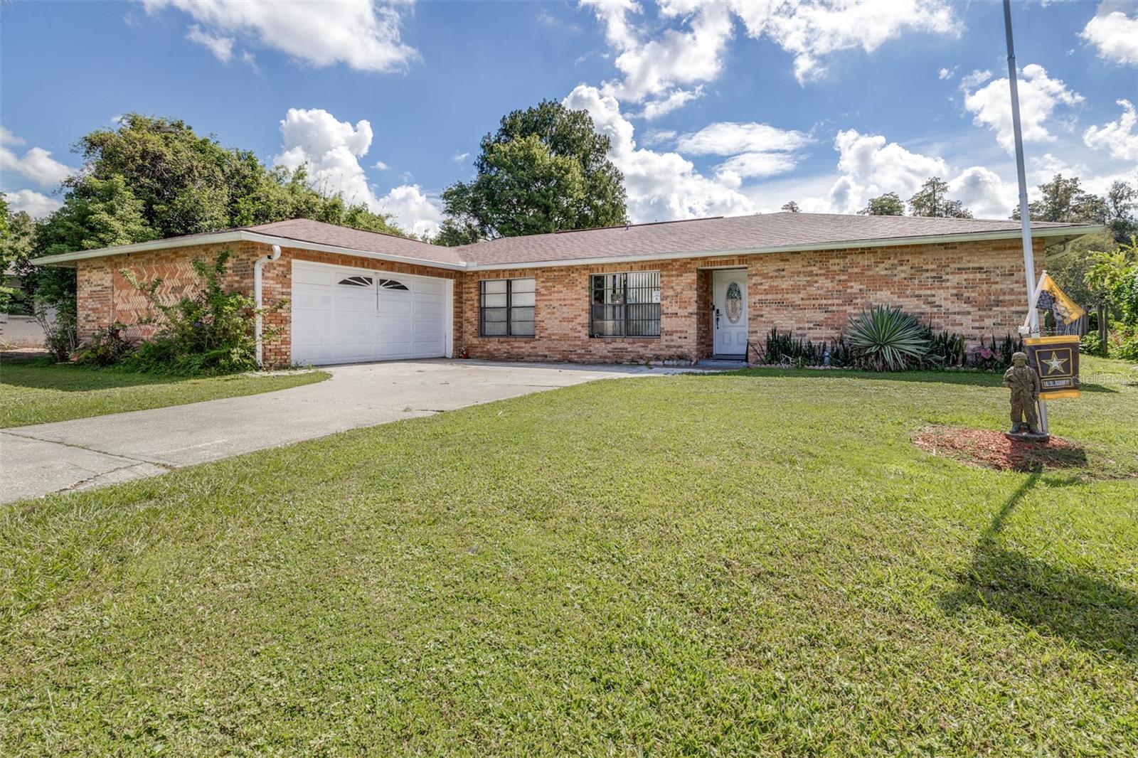23414 CHERBOURG LOOP — photo 4