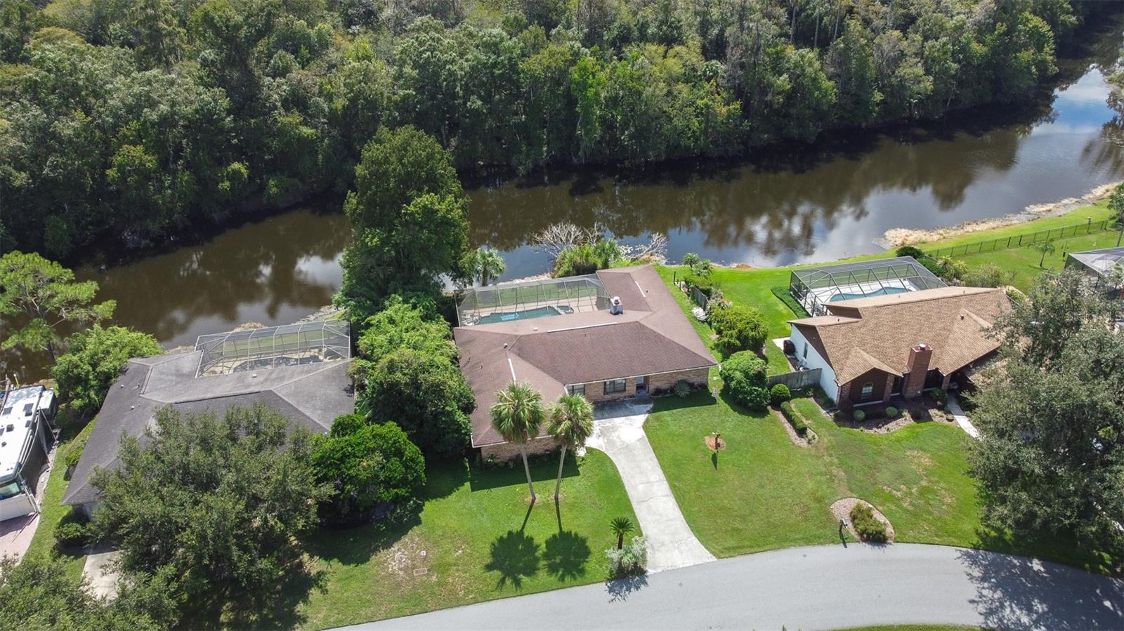 23414 CHERBOURG LOOP — photo 2