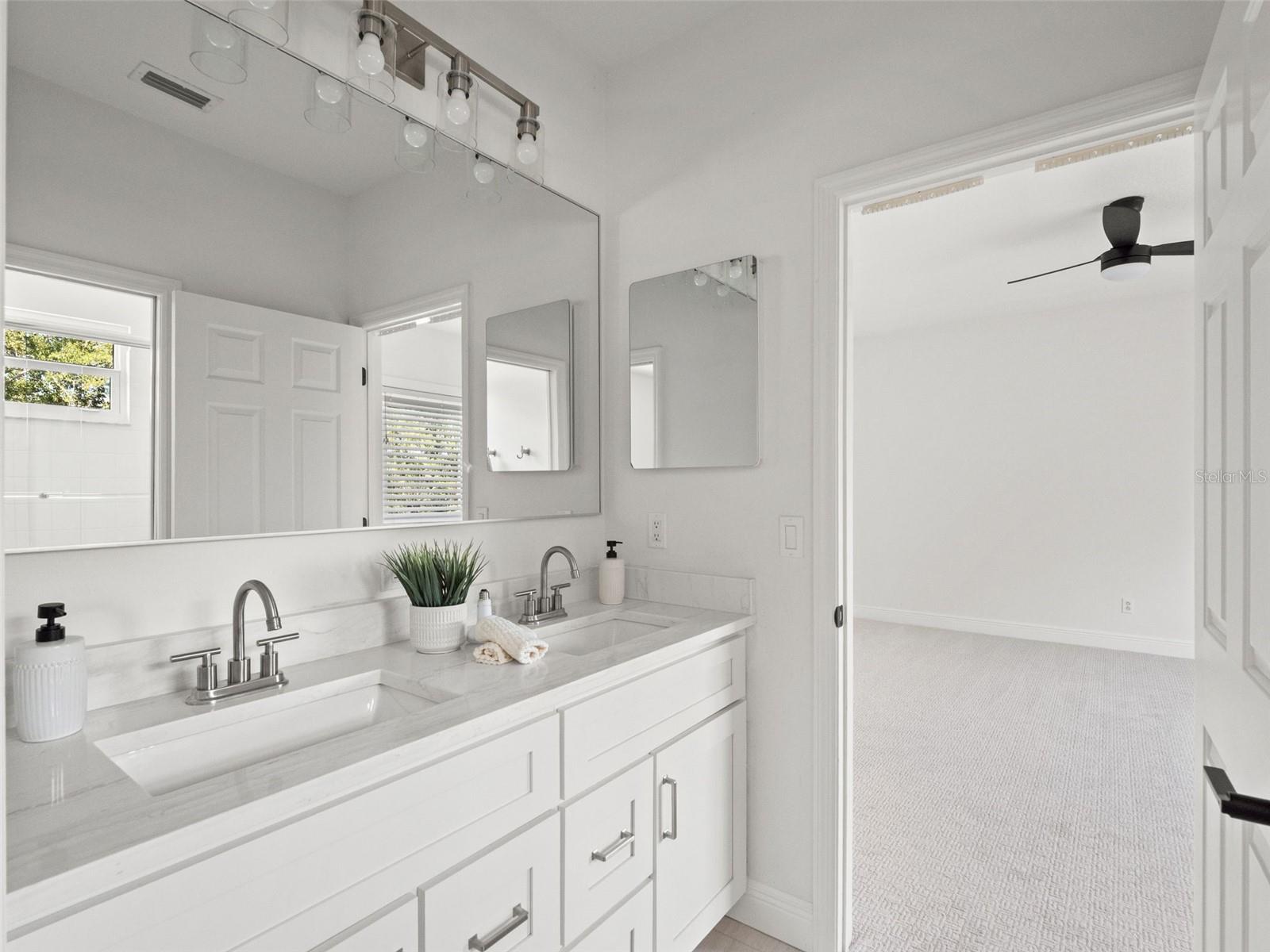 11621 RENAISSANCE VIEW CT — photo 34