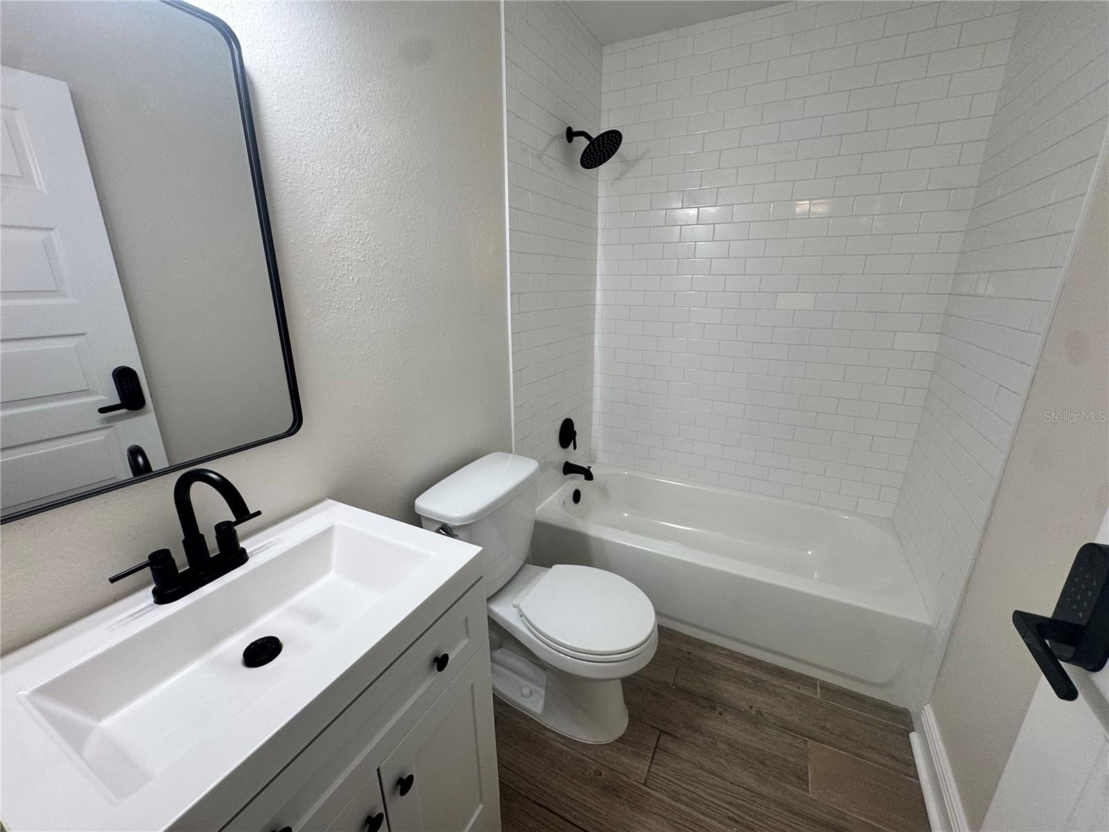 2508 E CURTIS ST — photo 12