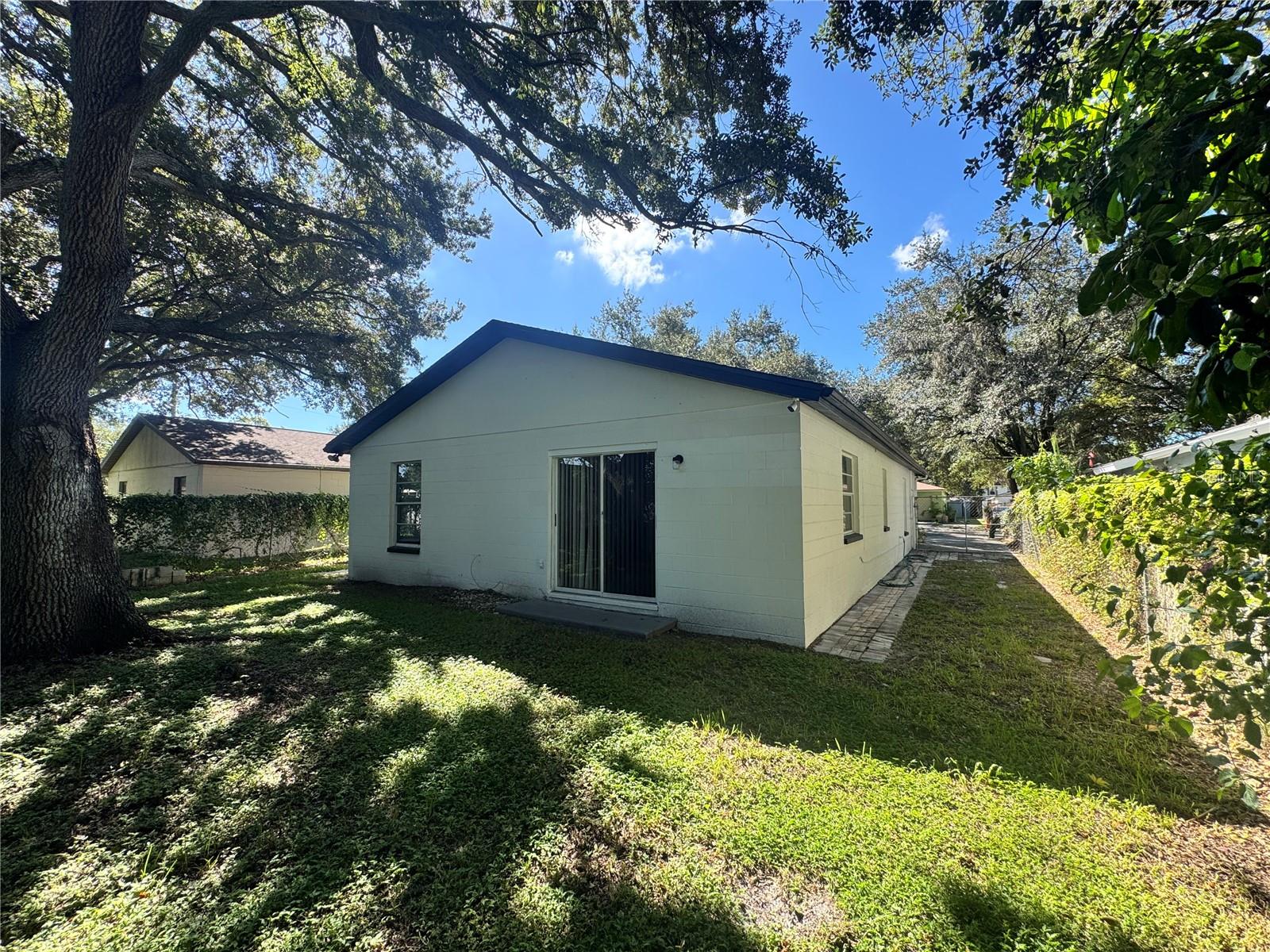 2508 E CURTIS ST — photo 8