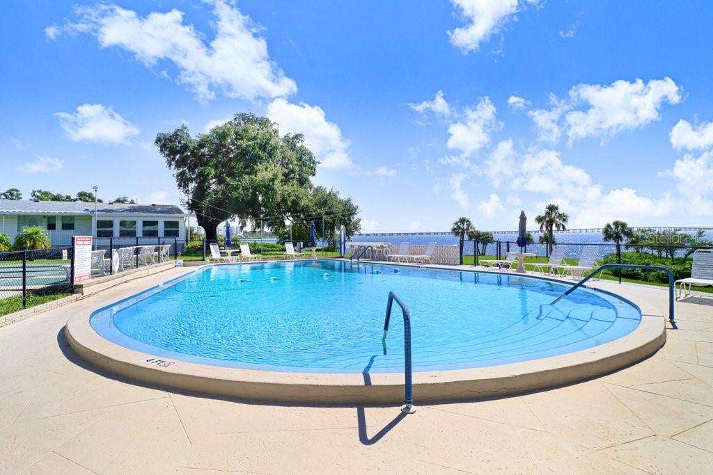 585 SKY HARBOR DR #317 — photo 33