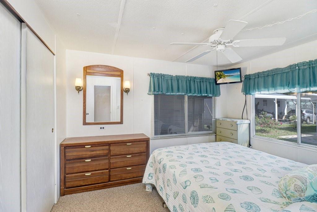 585 SKY HARBOR DR #317 — photo 14