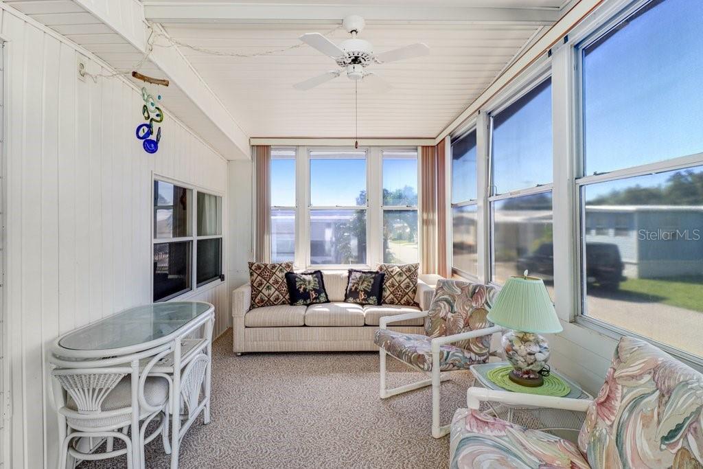 585 SKY HARBOR DR #317 — photo 6