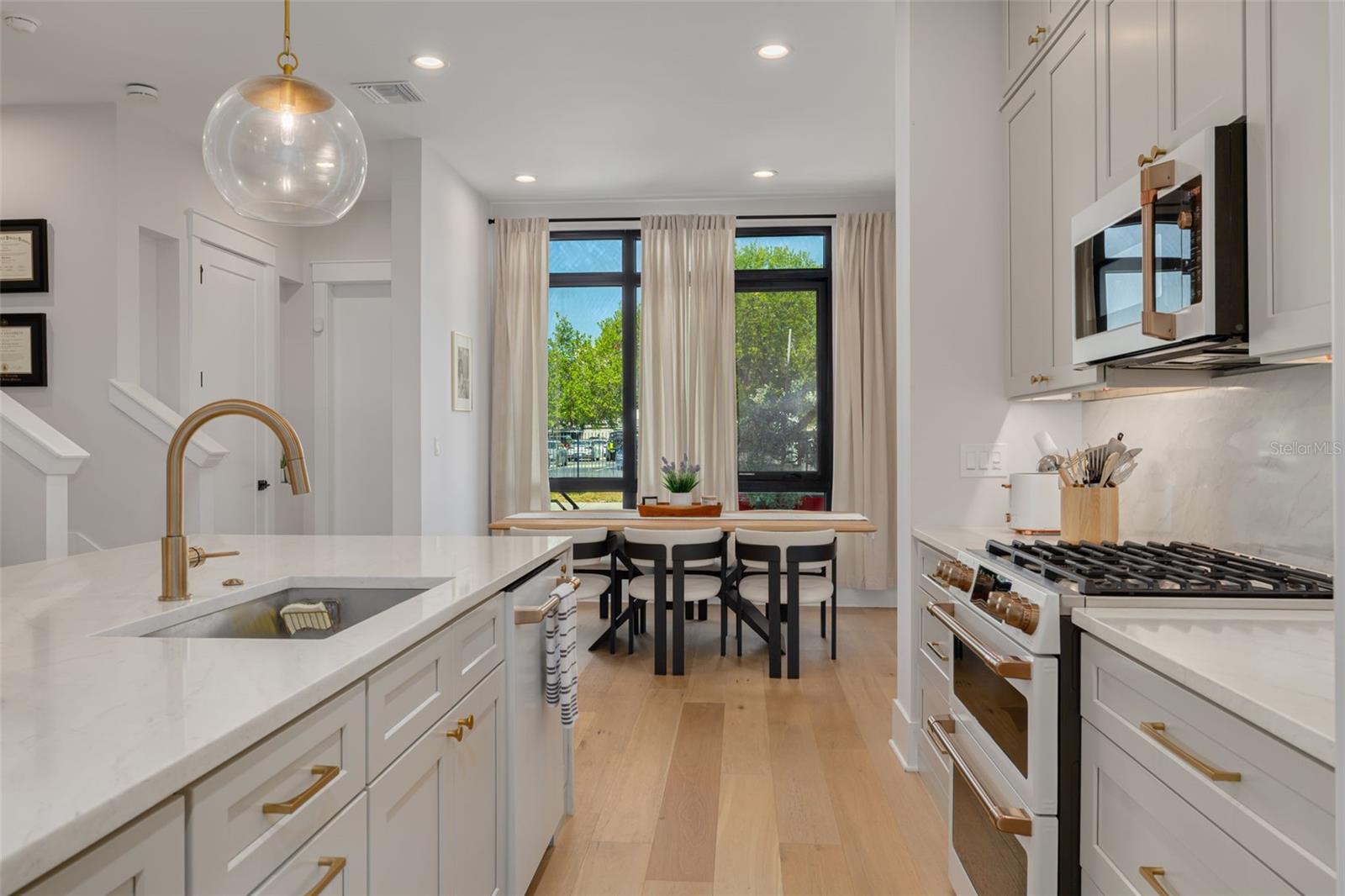 233 8TH ST N — photo 9