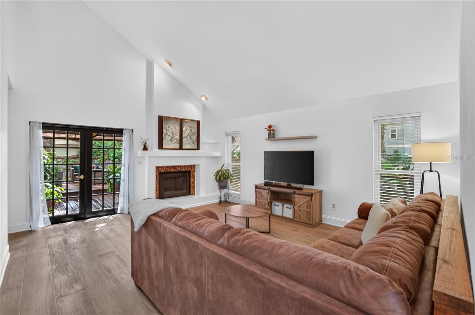 3721 VILLAGE ESTATES PL — photo 5