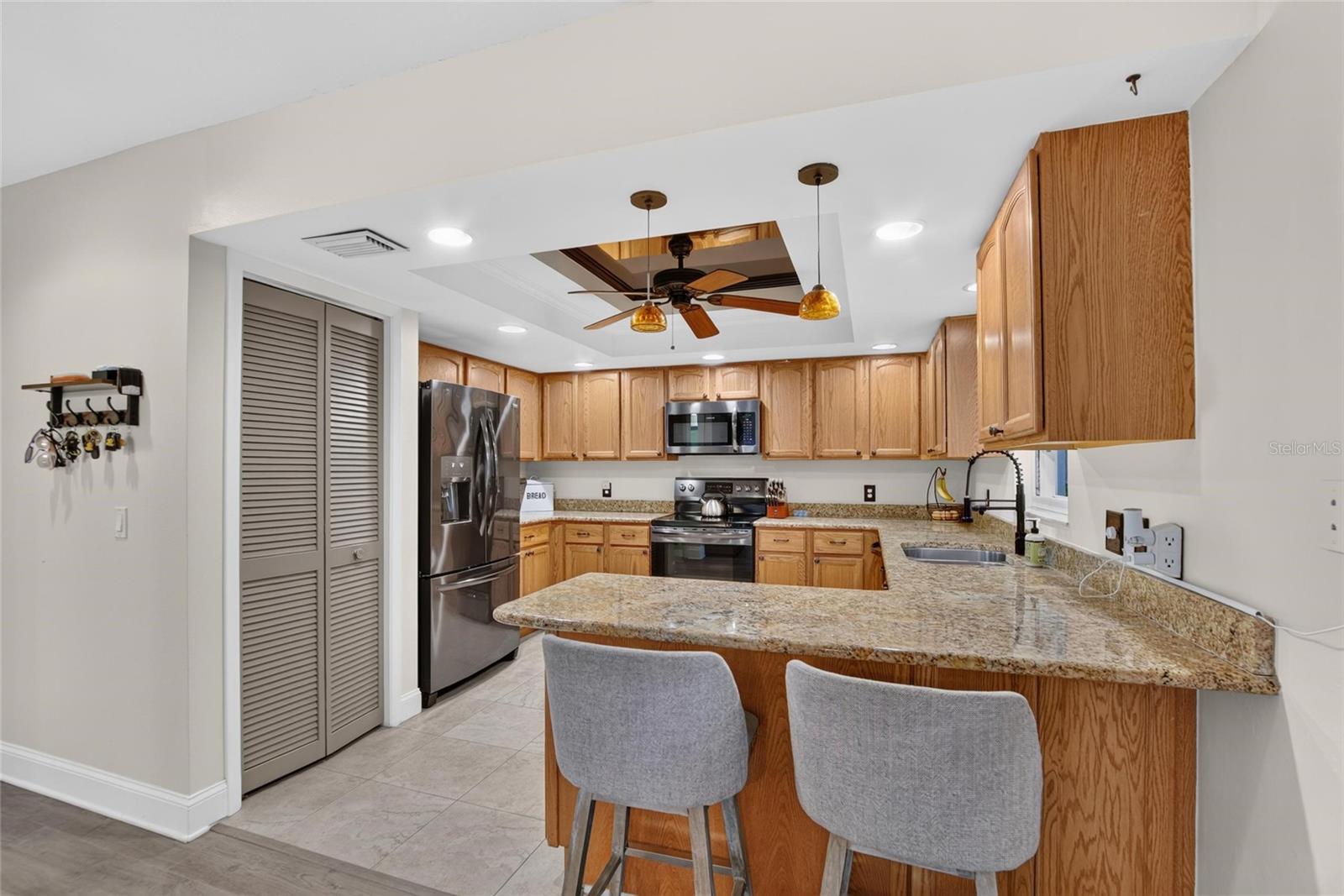 3721 VILLAGE ESTATES PL — photo 8