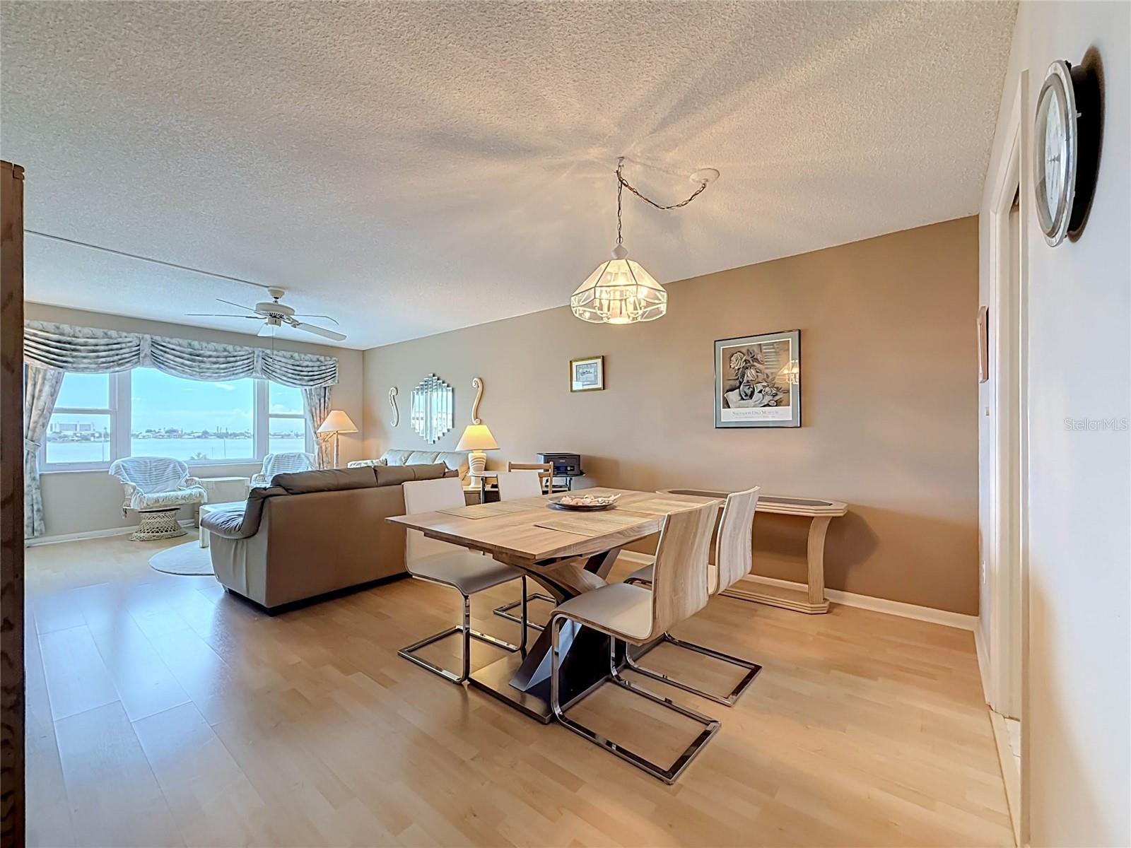 4550 COVE CIR #502 — photo 8