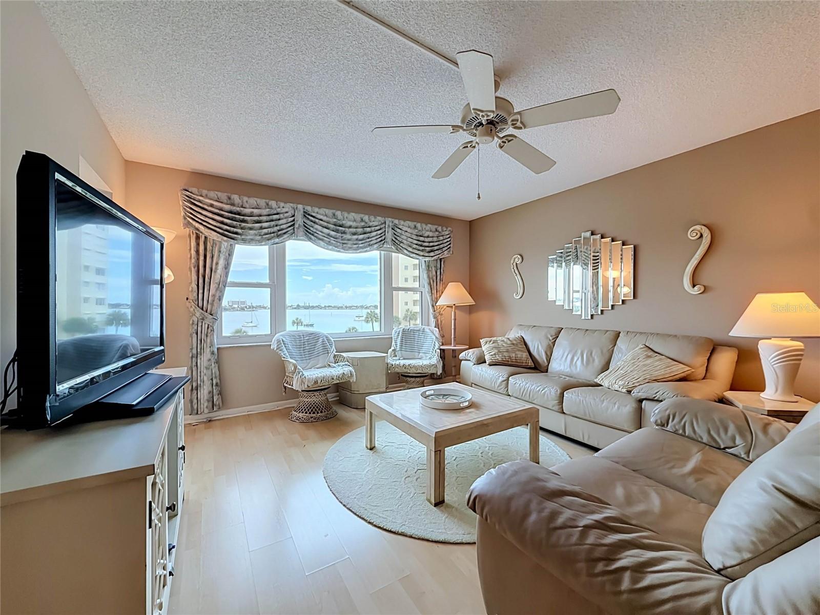 4550 COVE CIR #502 — photo 16