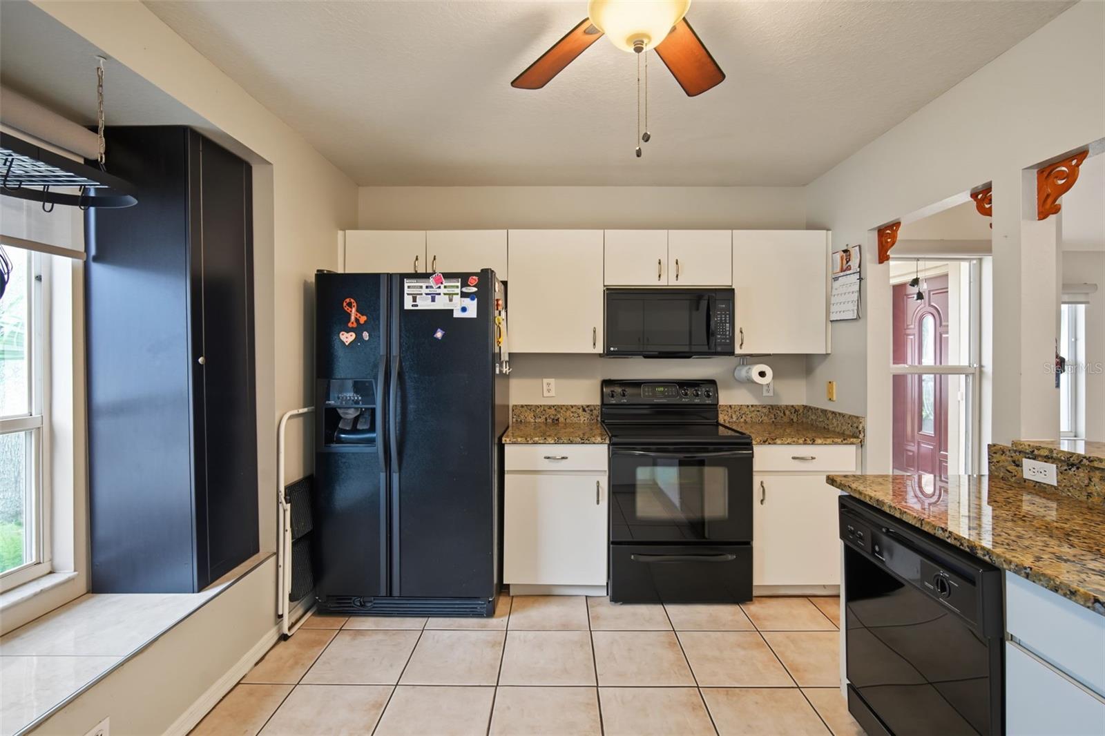 10251 ALLENWOOD DR — photo 4