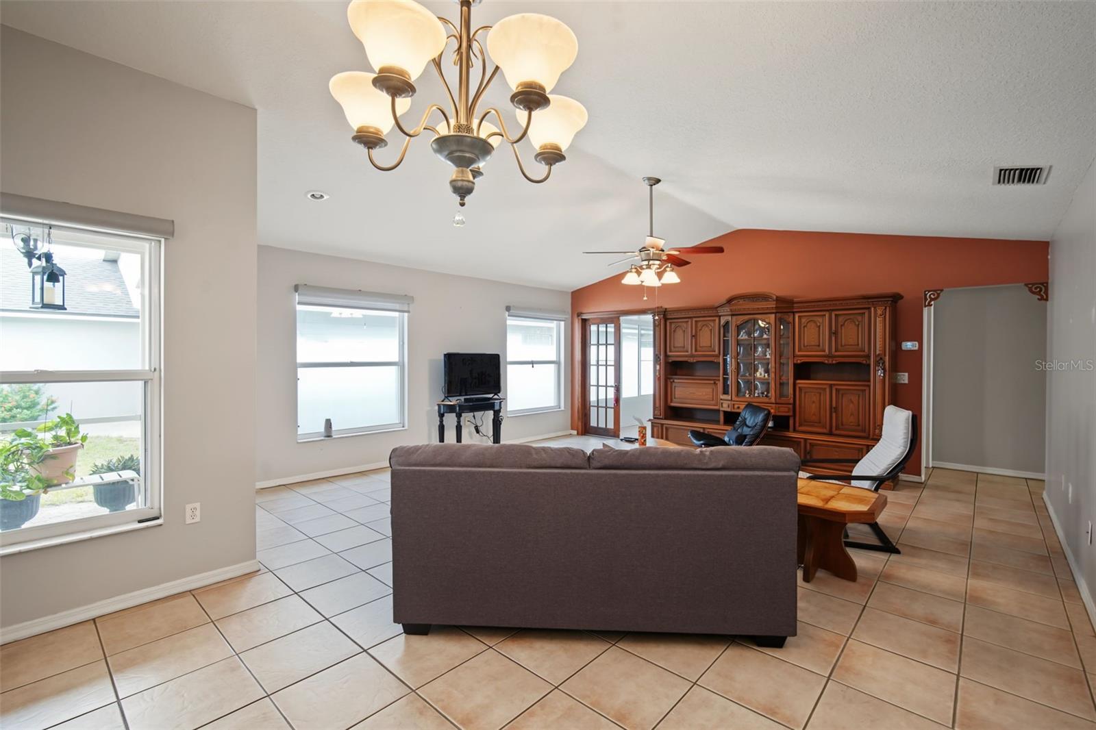 10251 ALLENWOOD DR — photo 7