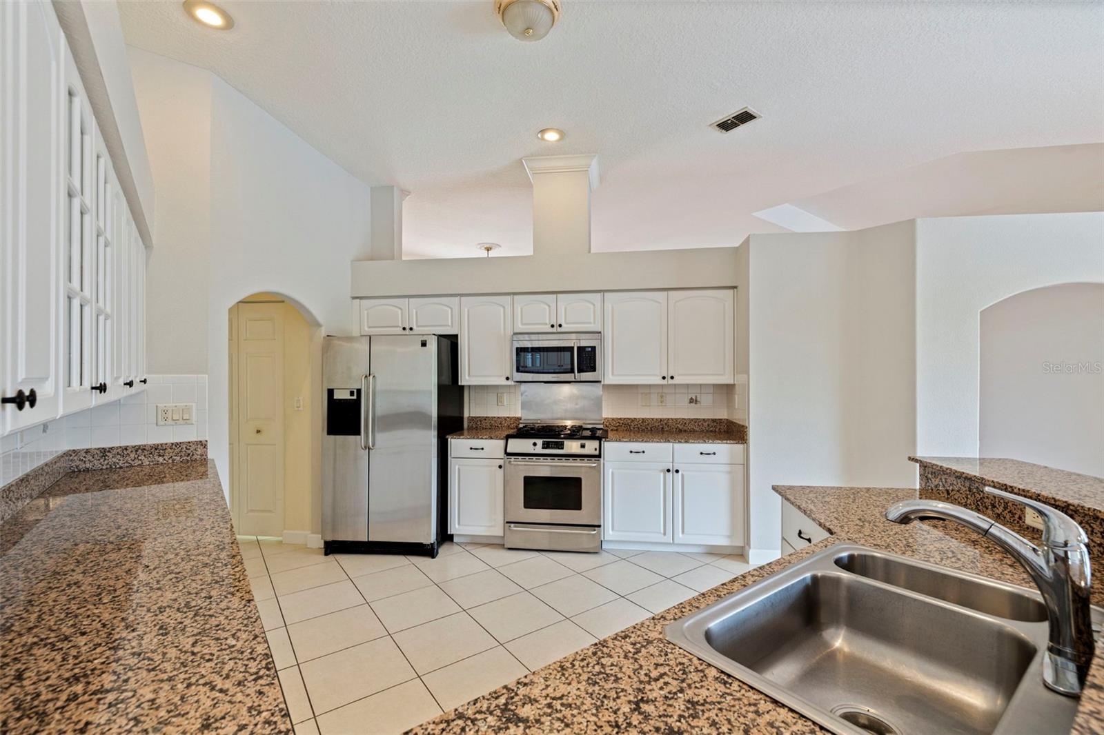 7380 PEBBLE BEACH LN — photo 21