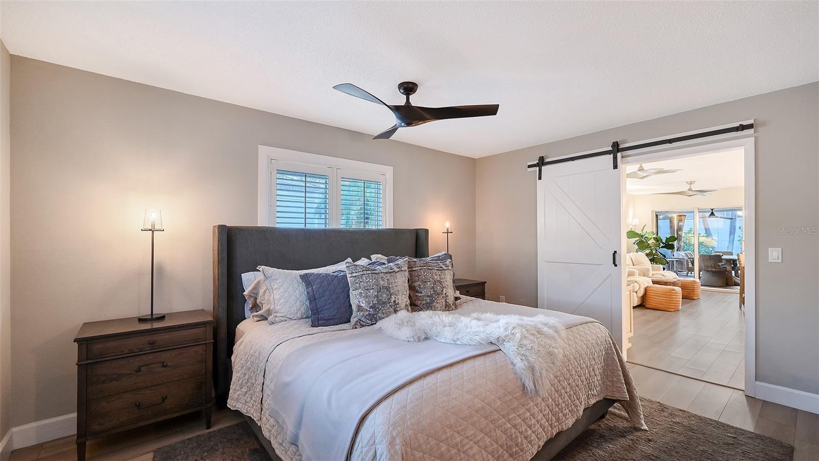 7137 WESTMORELAND DR — photo 35