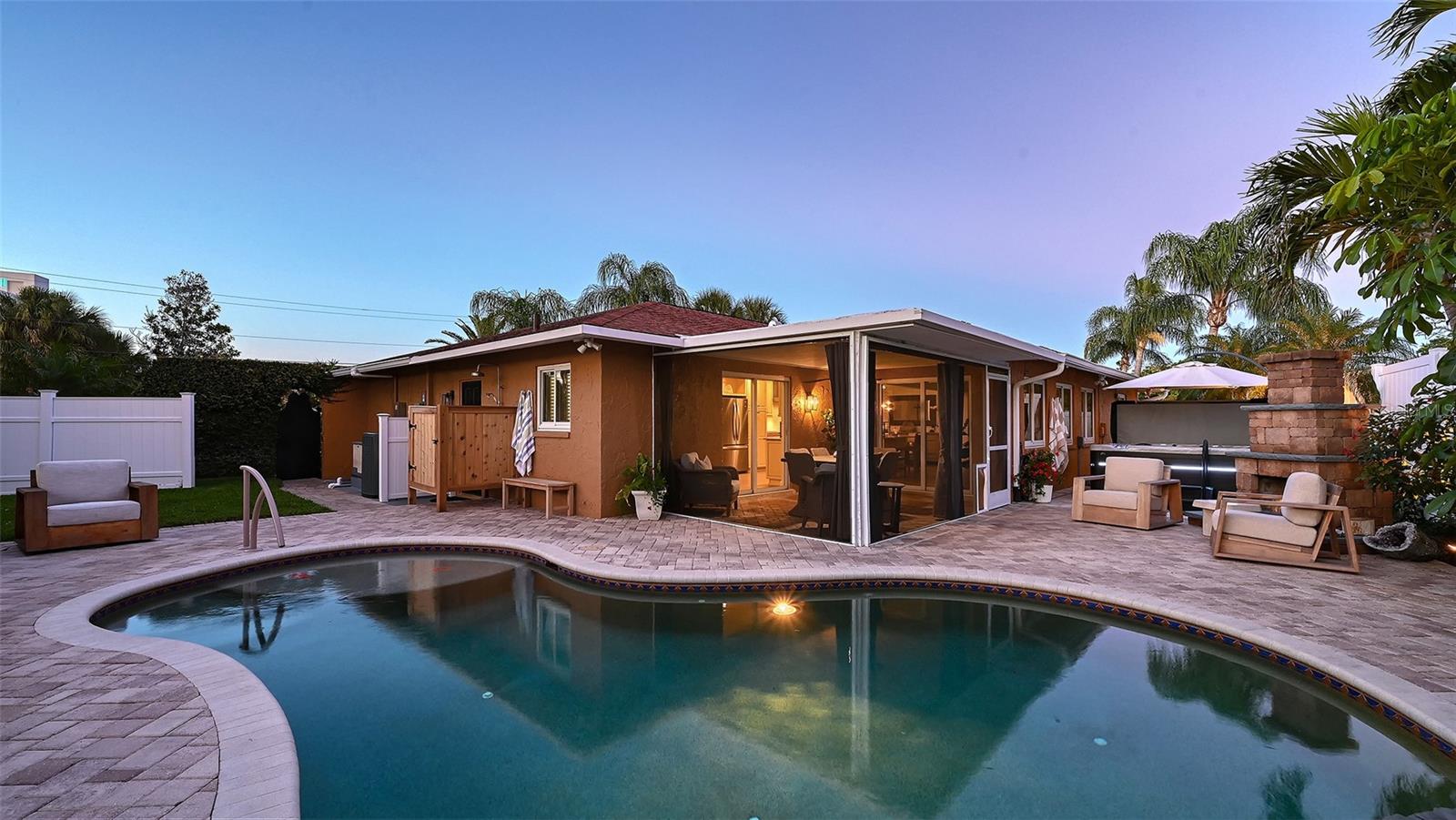 7137 WESTMORELAND DR — photo 58