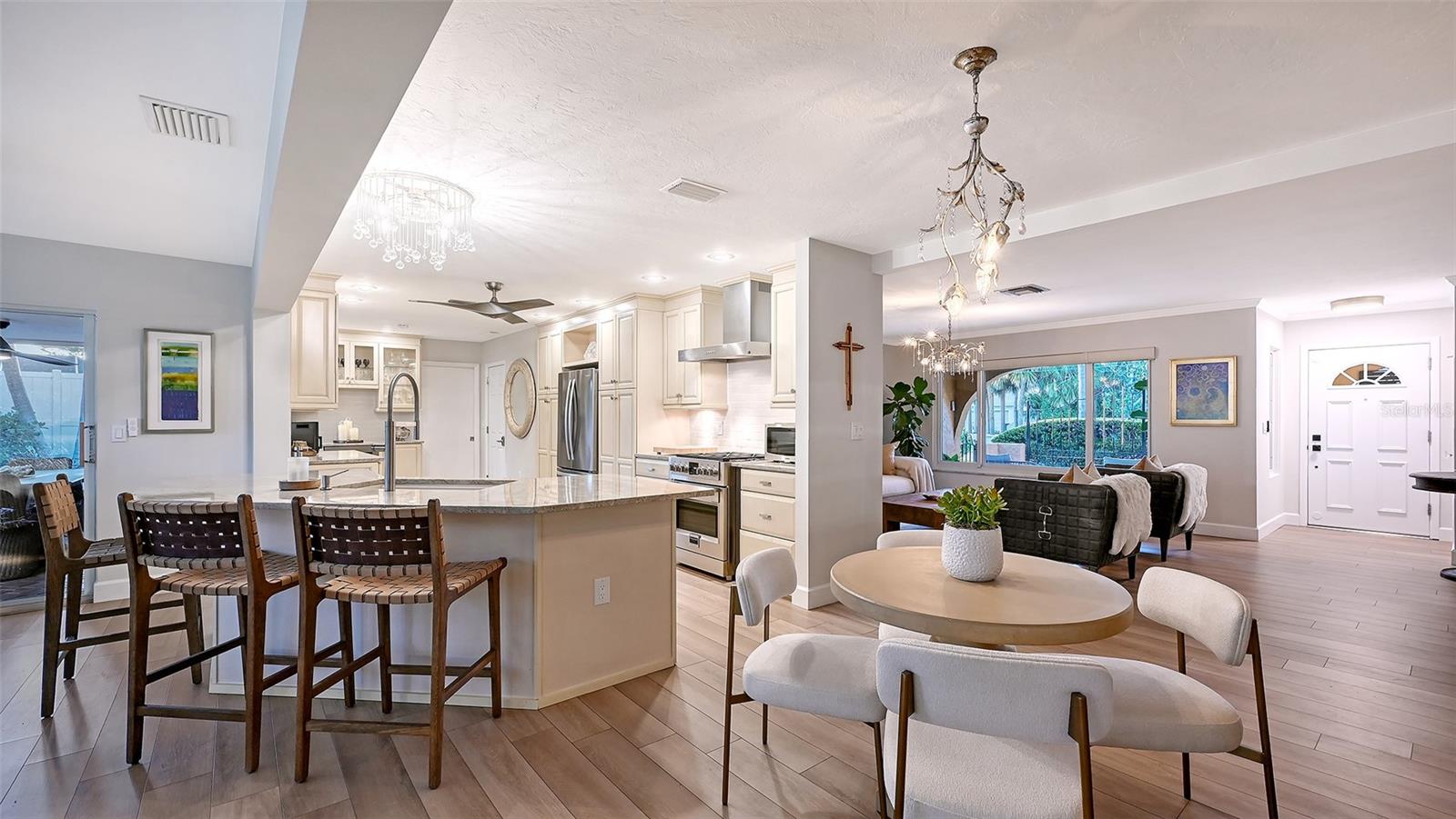 7137 WESTMORELAND DR — photo 26
