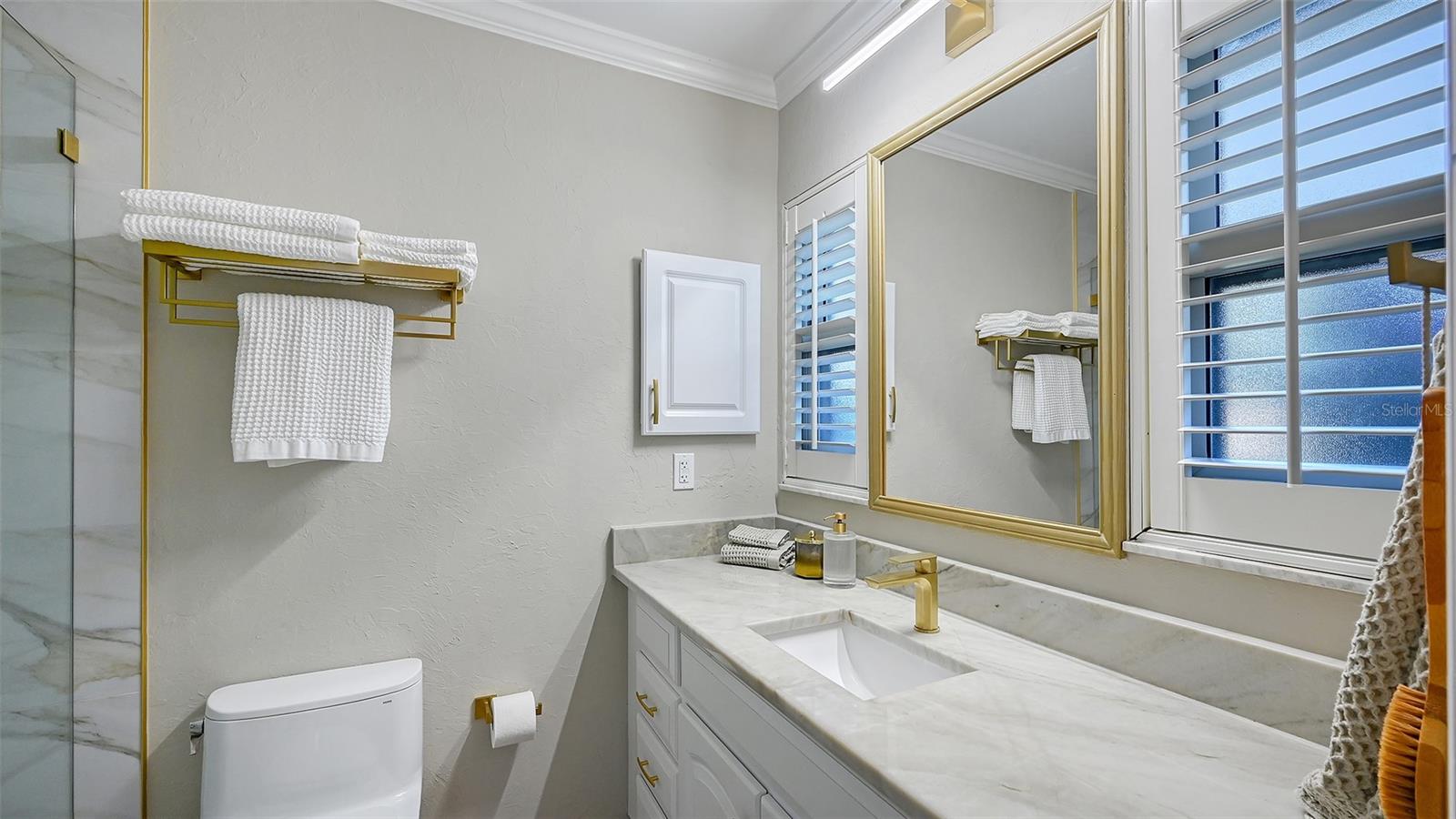 7137 WESTMORELAND DR — photo 37