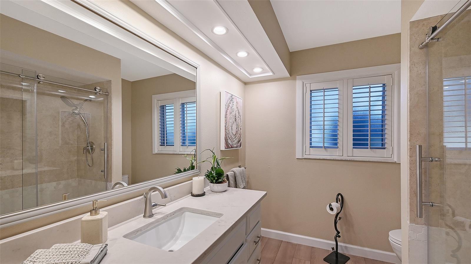 7137 WESTMORELAND DR — photo 44
