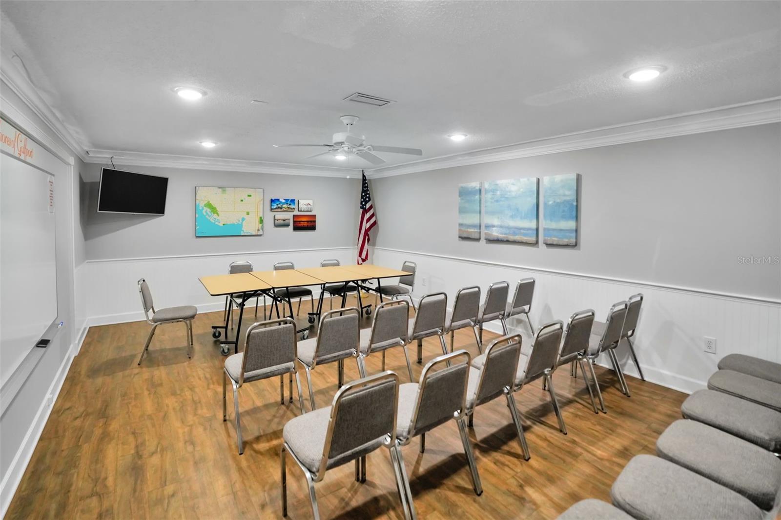 6060 SHORE BLVD S #200 — photo 41