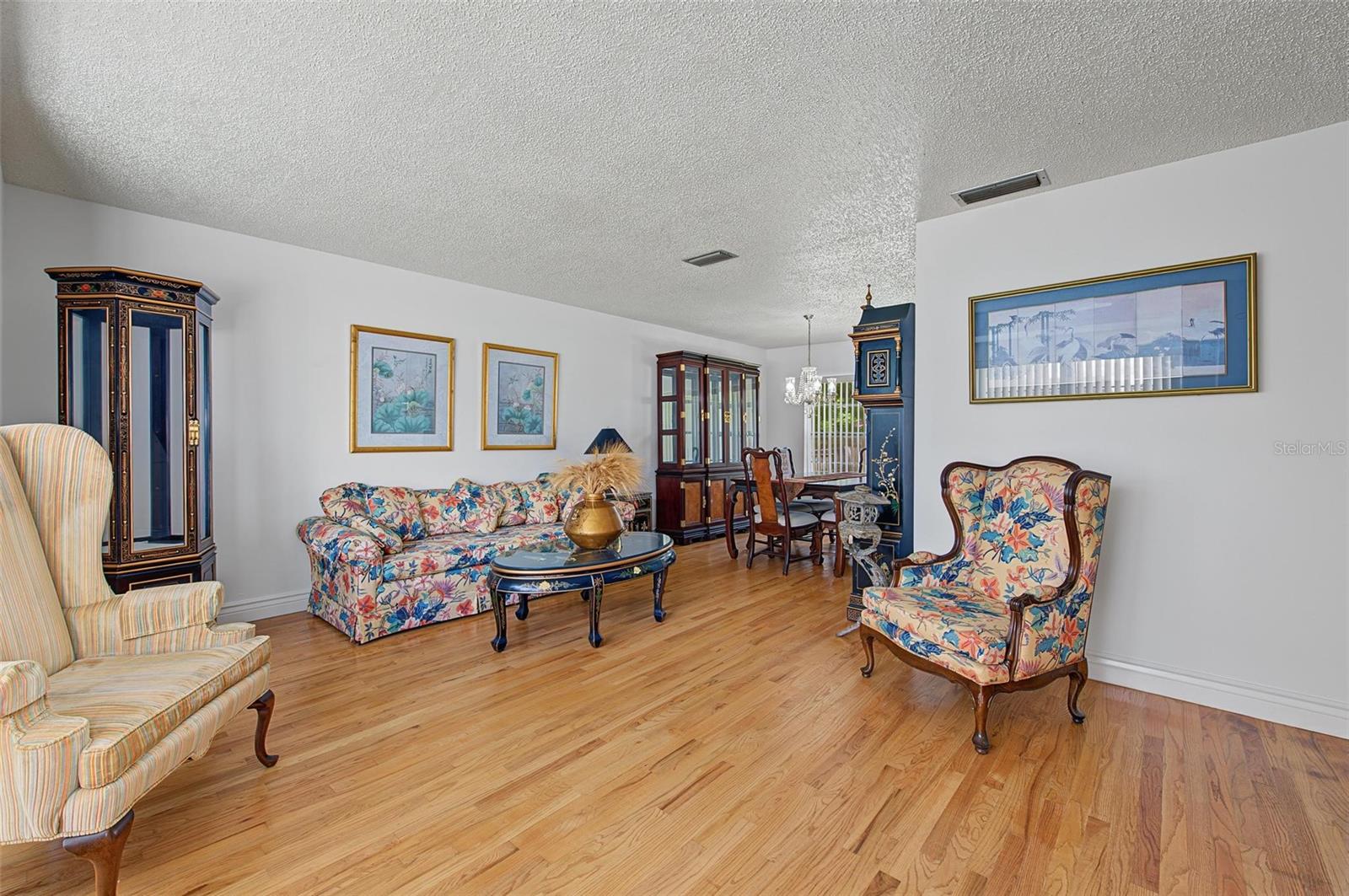 8239 VASSAR CIR — photo 16